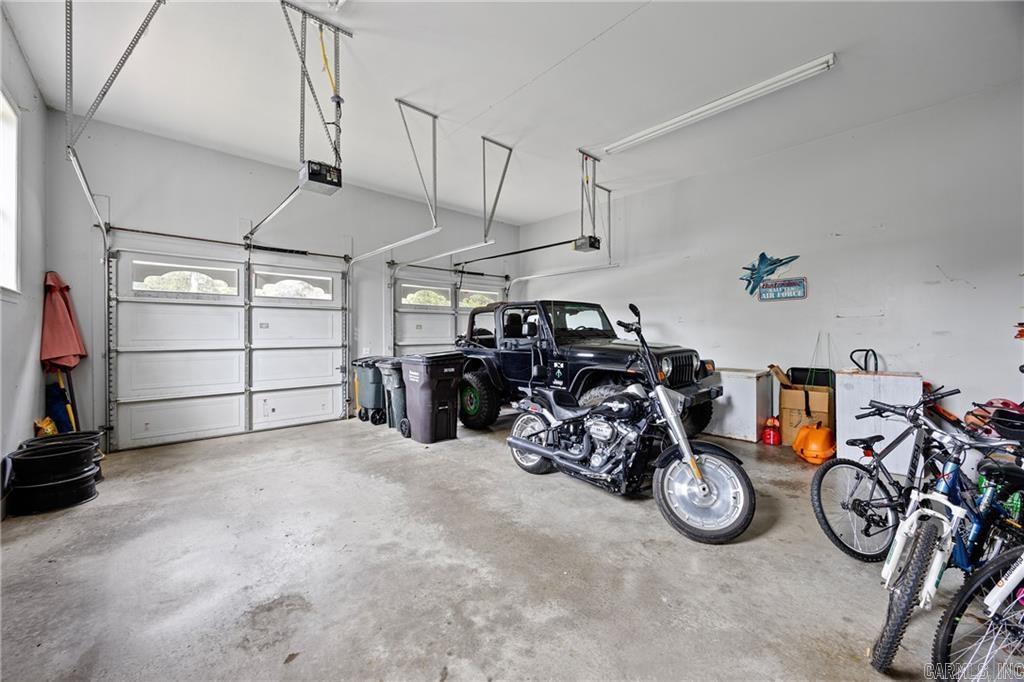 CLIFF & STREAM - Residential