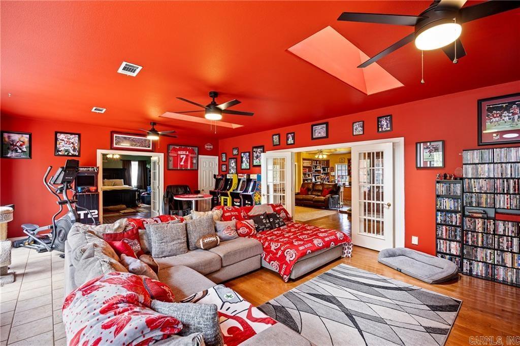 CLIFF & STREAM - Residential