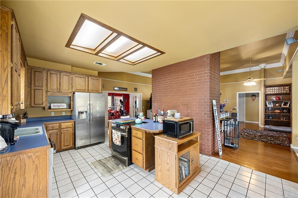 CLIFF & STREAM - Residential