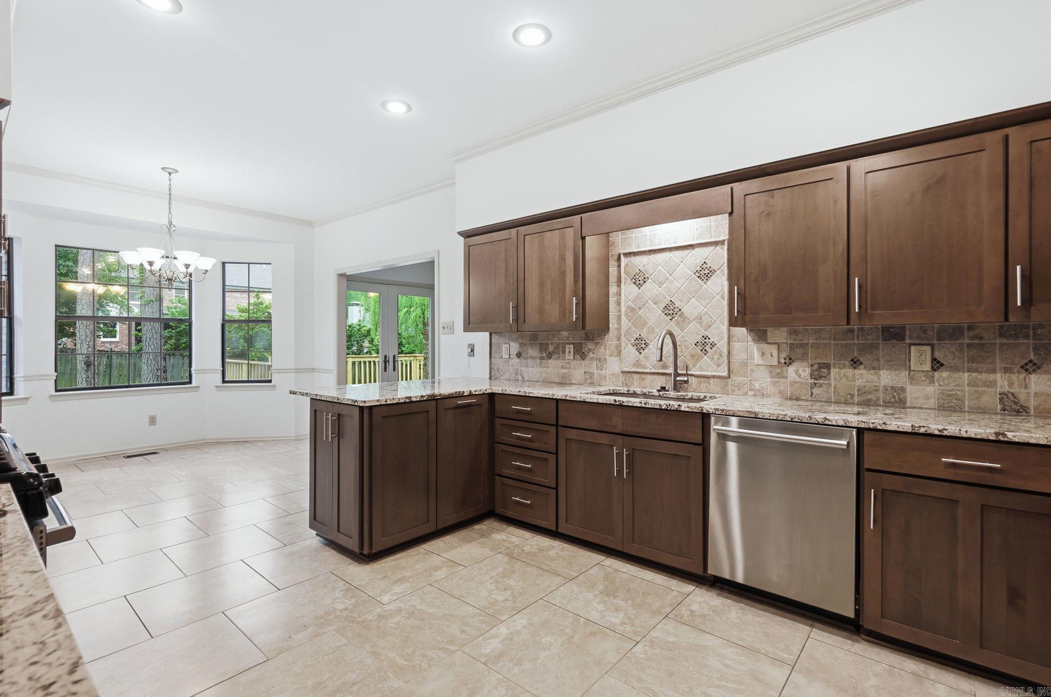 LONGLEA MANOR ADDN - Residential