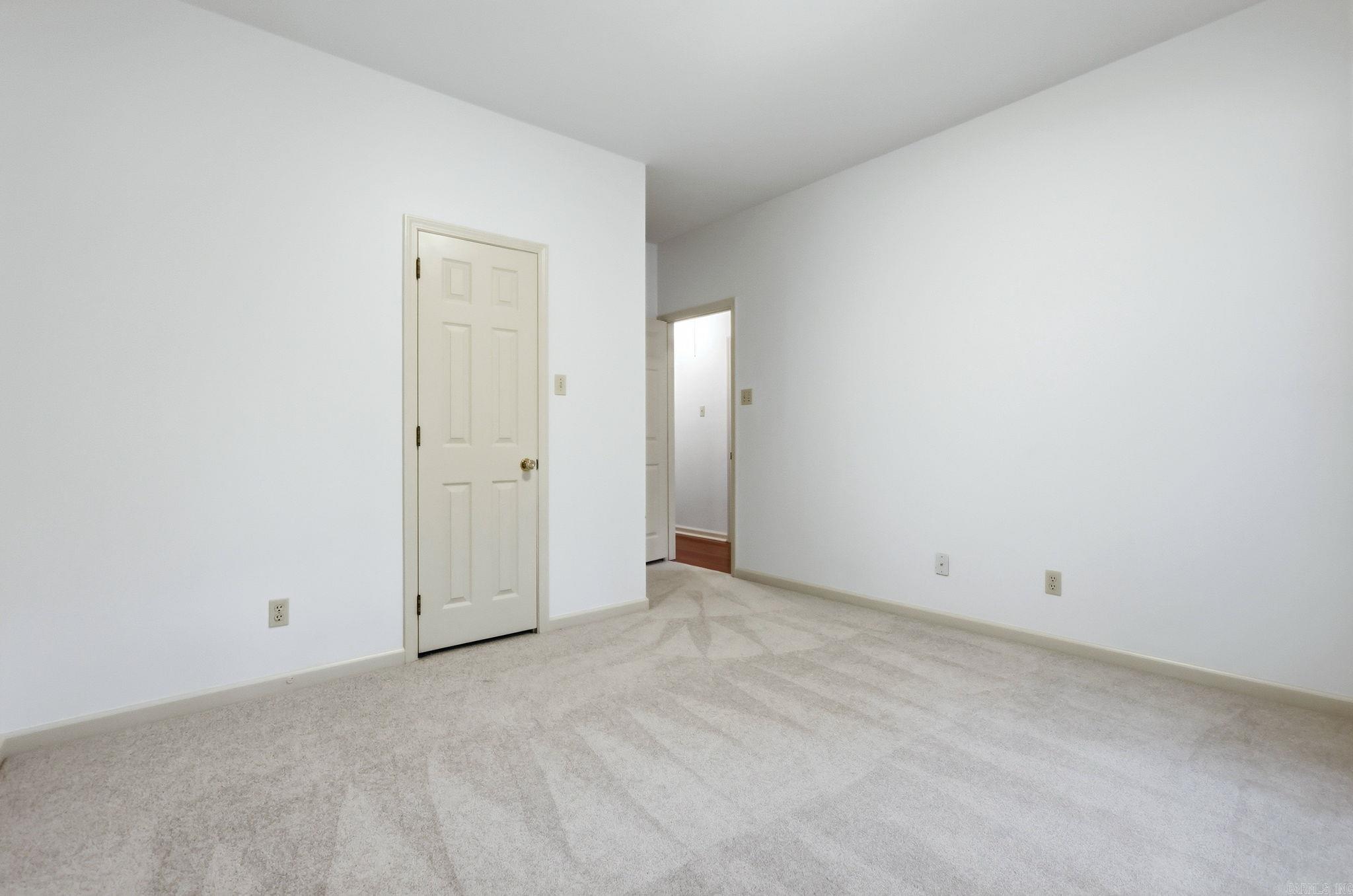 LONGLEA MANOR ADDN - Residential