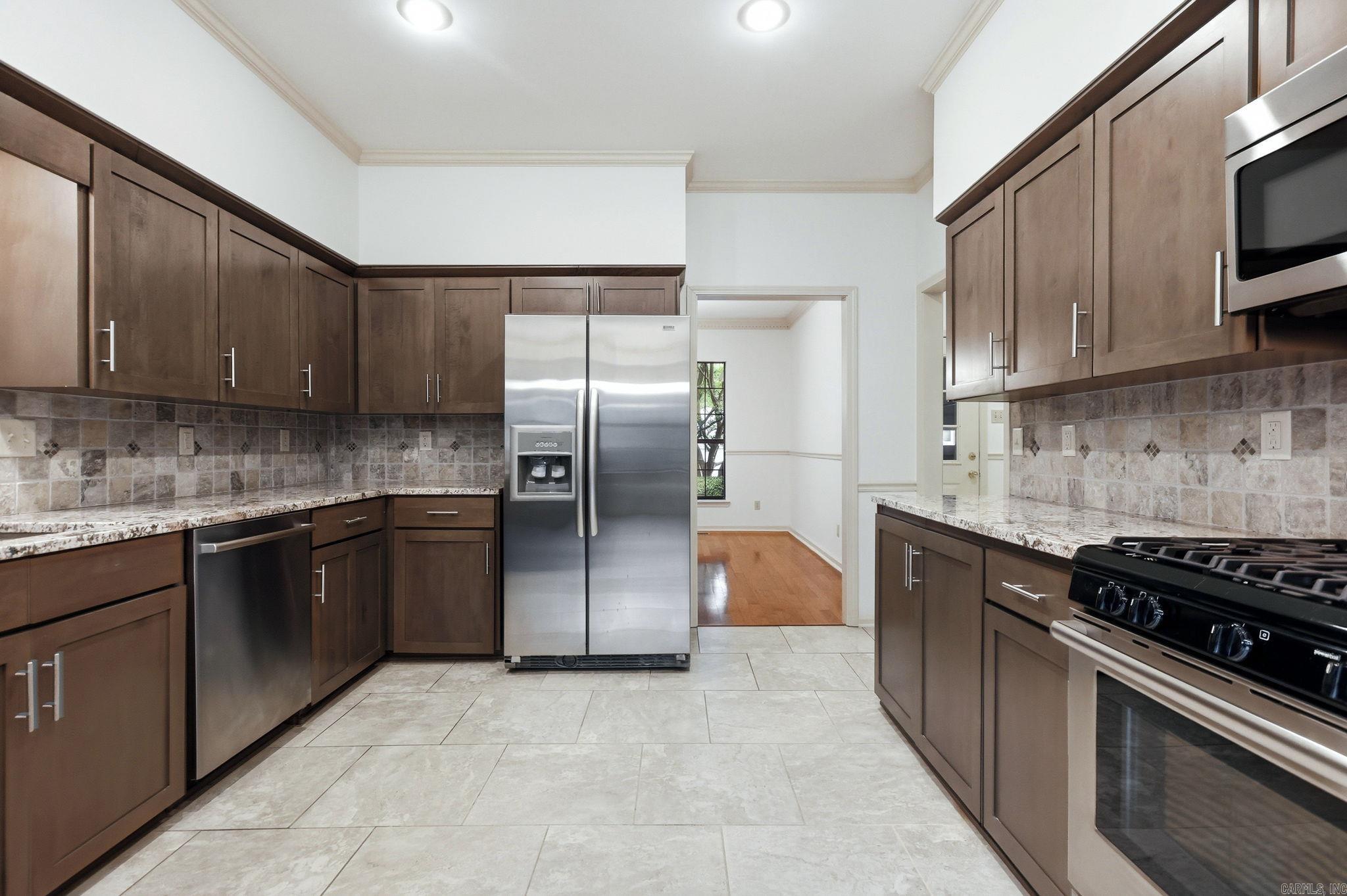 LONGLEA MANOR ADDN - Residential