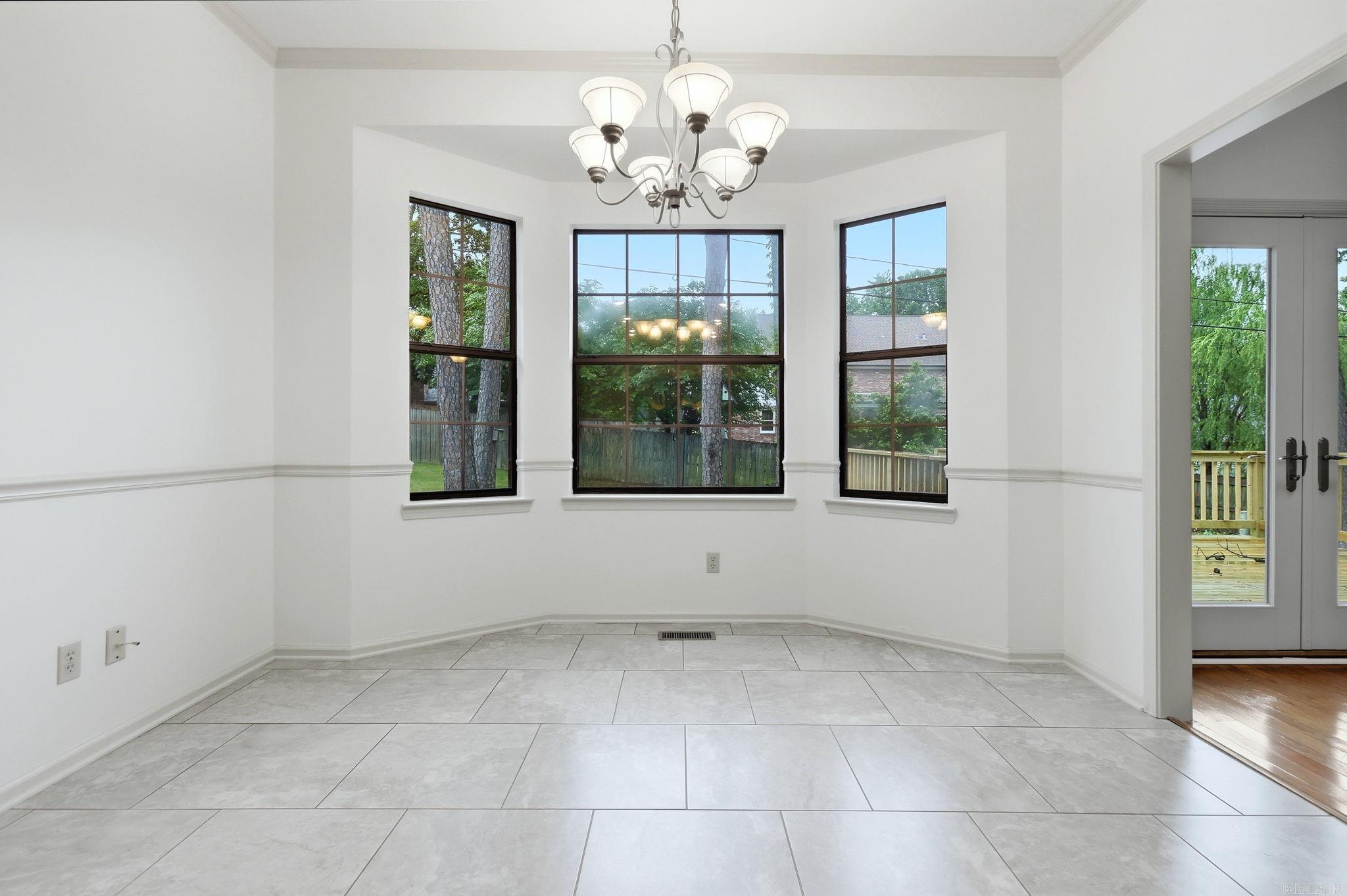 LONGLEA MANOR ADDN - Residential