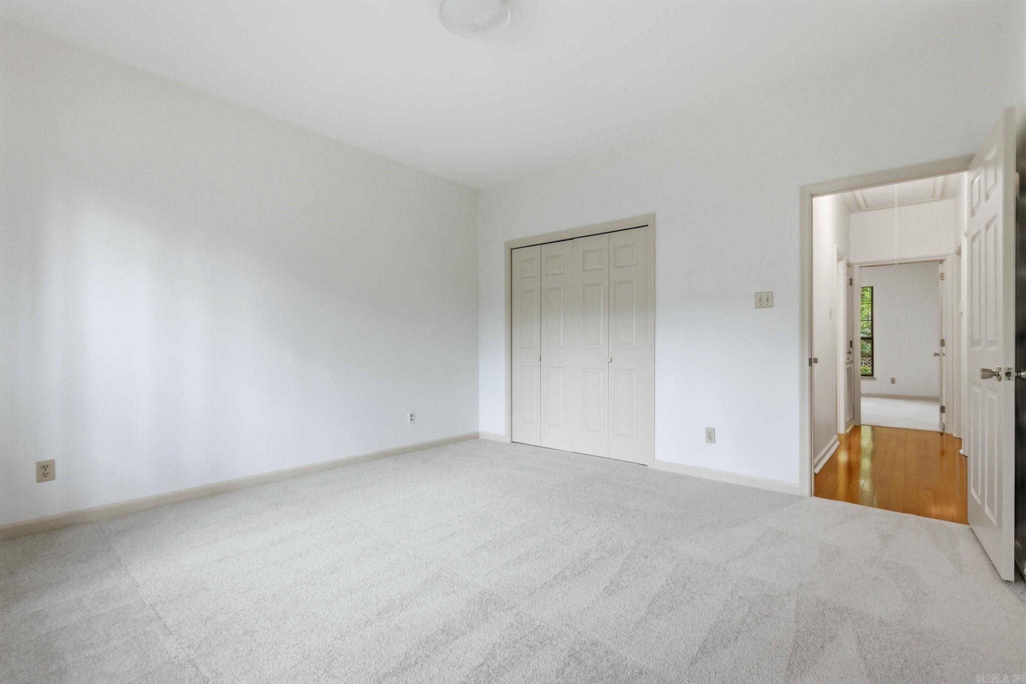 LONGLEA MANOR ADDN - Residential