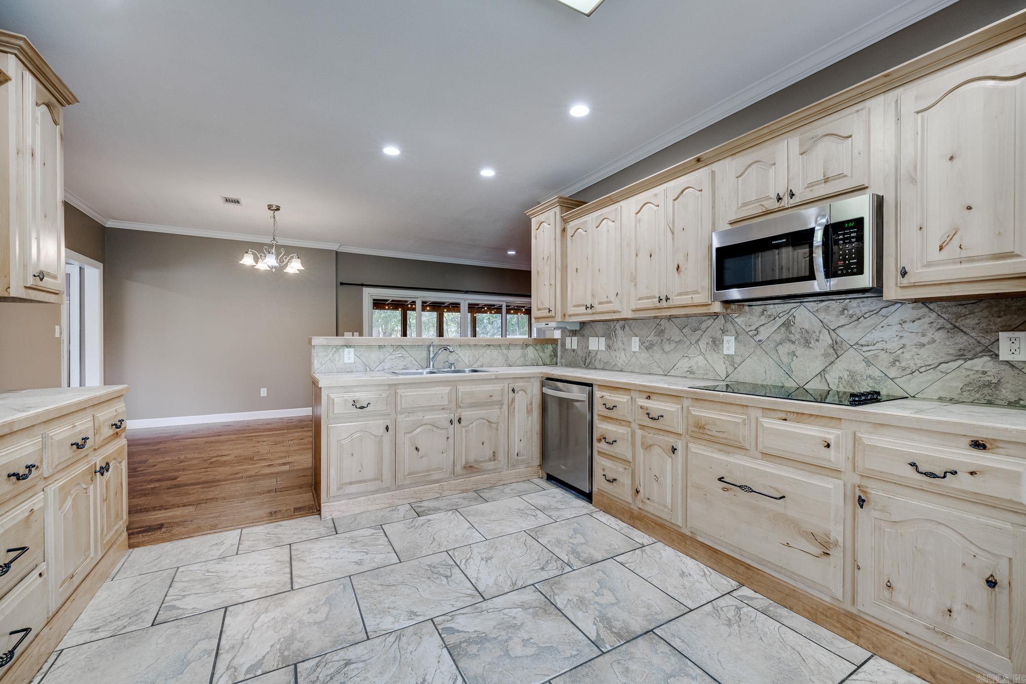 WALDEN WOODS - Residential