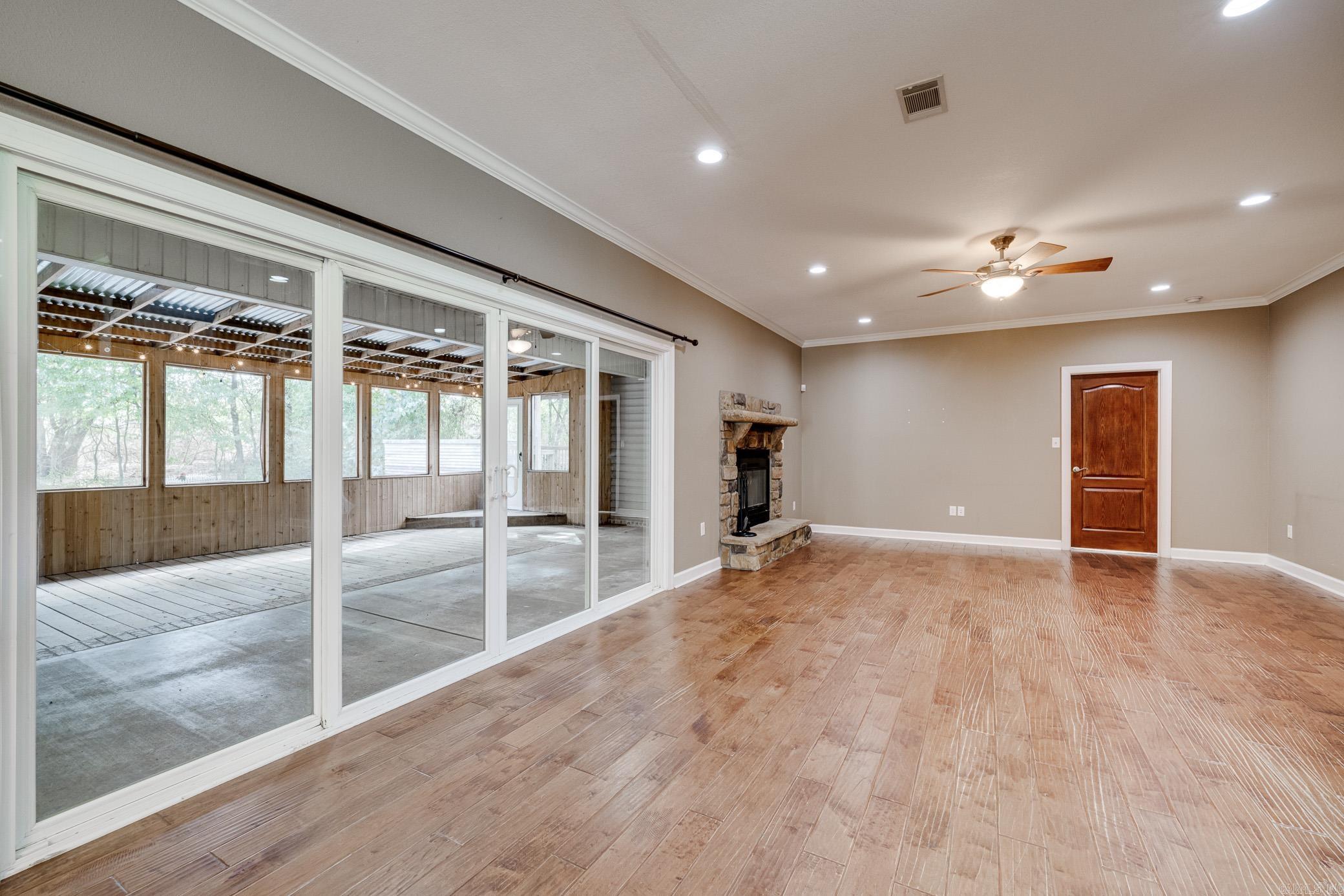 WALDEN WOODS - Residential