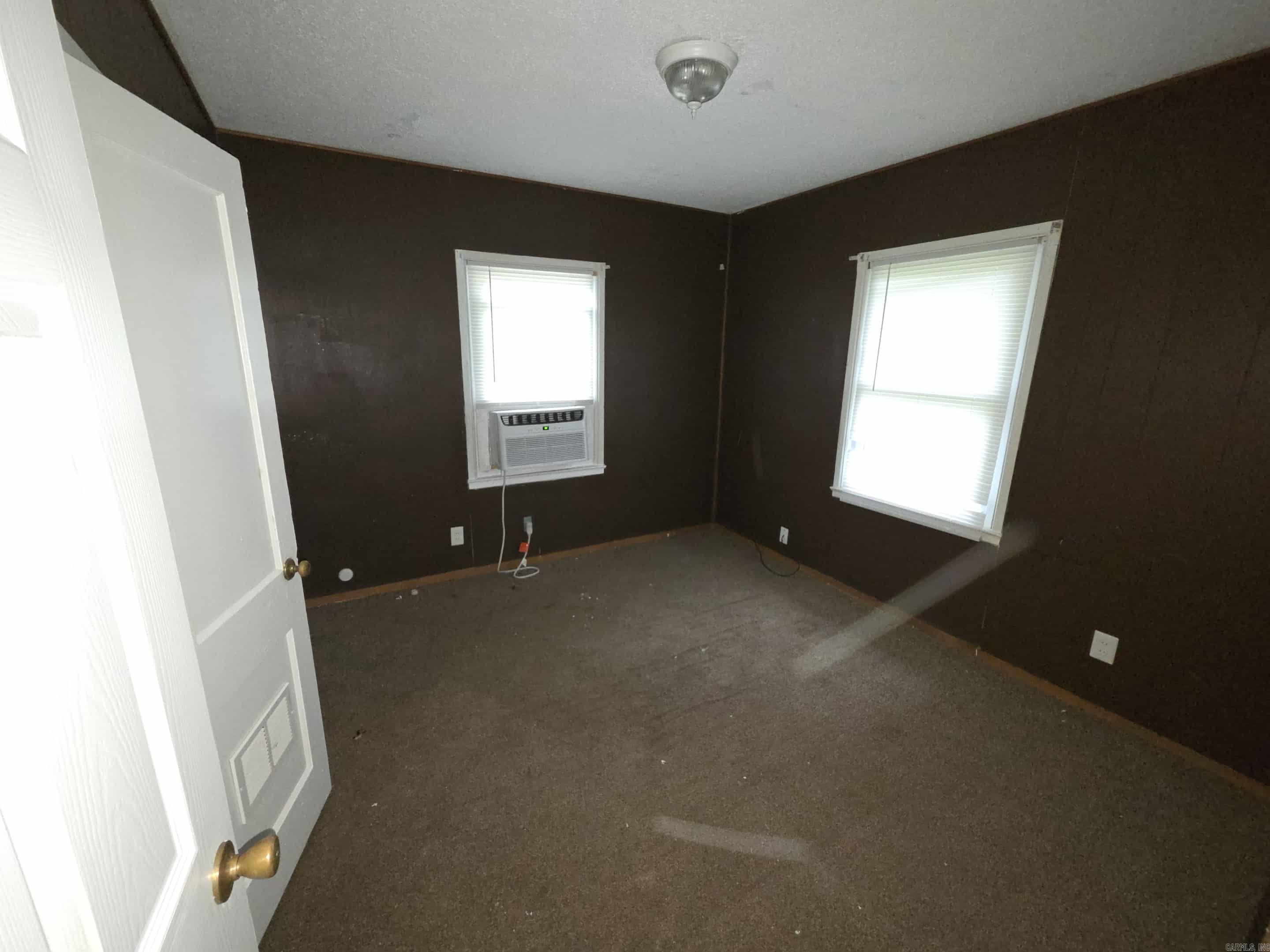 AUSTIN & TAYLOR ADDITION - Residential