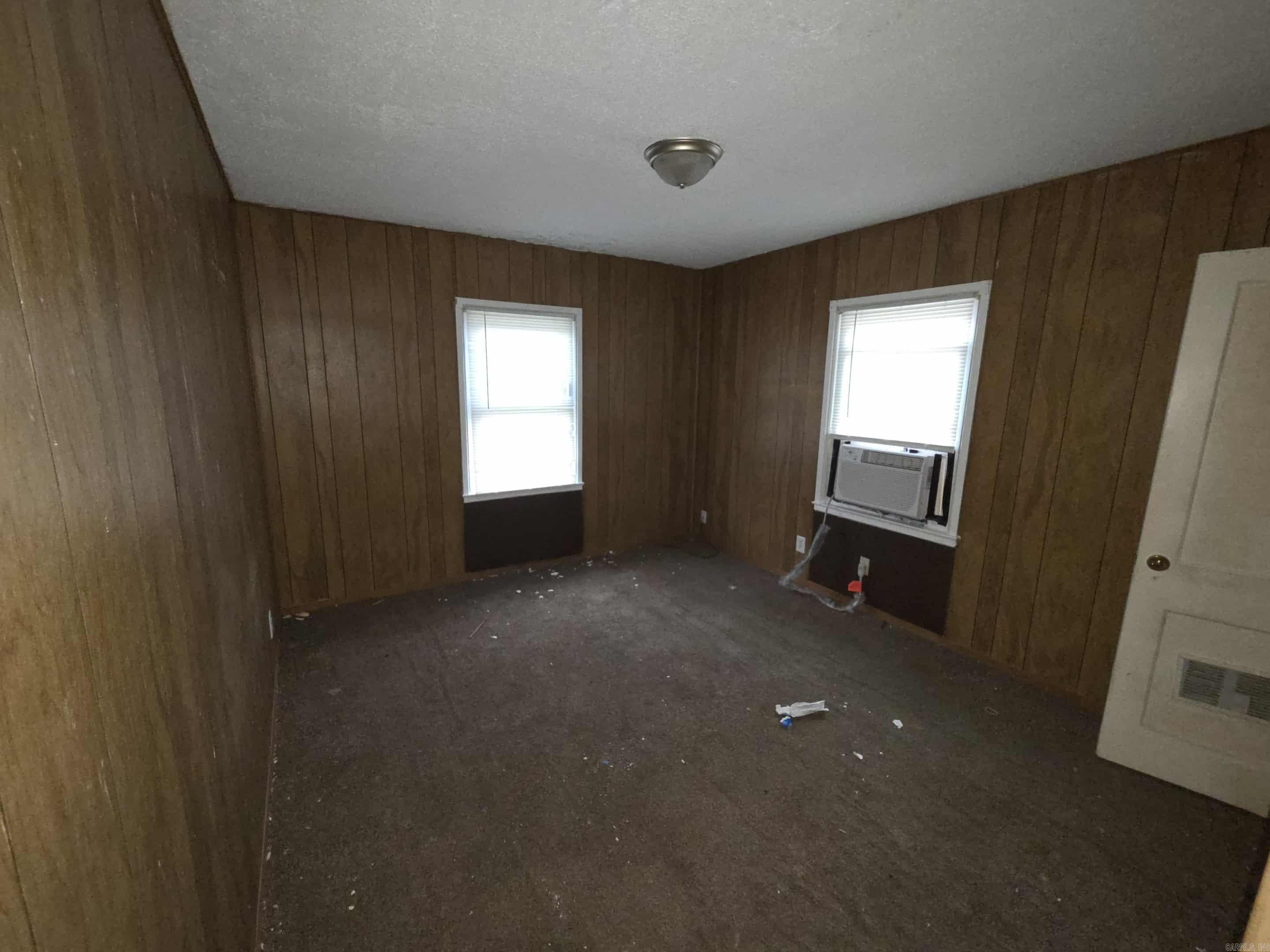 AUSTIN & TAYLOR ADDITION - Residential