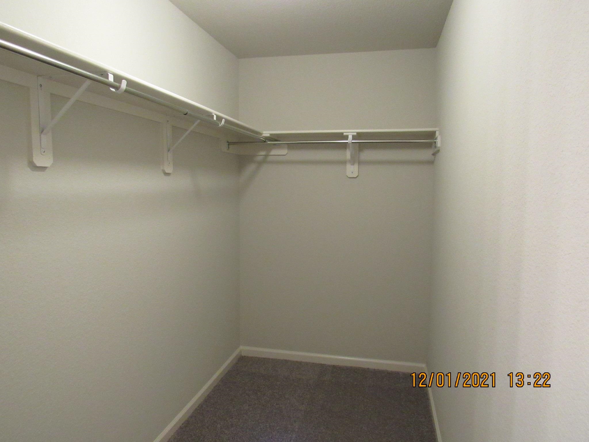 MUSEUM MEADOWS - Residential Lease