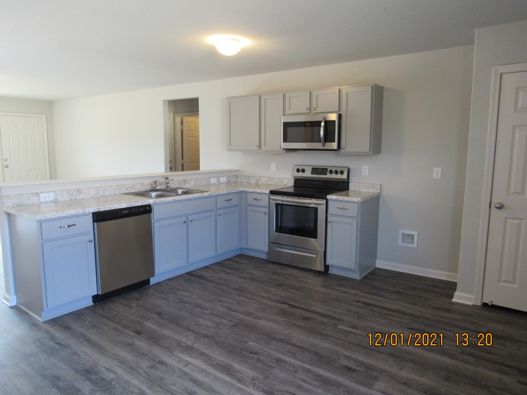 MUSEUM MEADOWS - Residential Lease