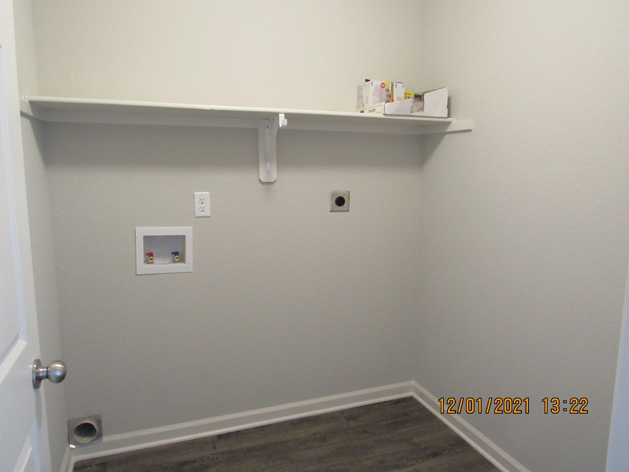 MUSEUM MEADOWS - Residential Lease