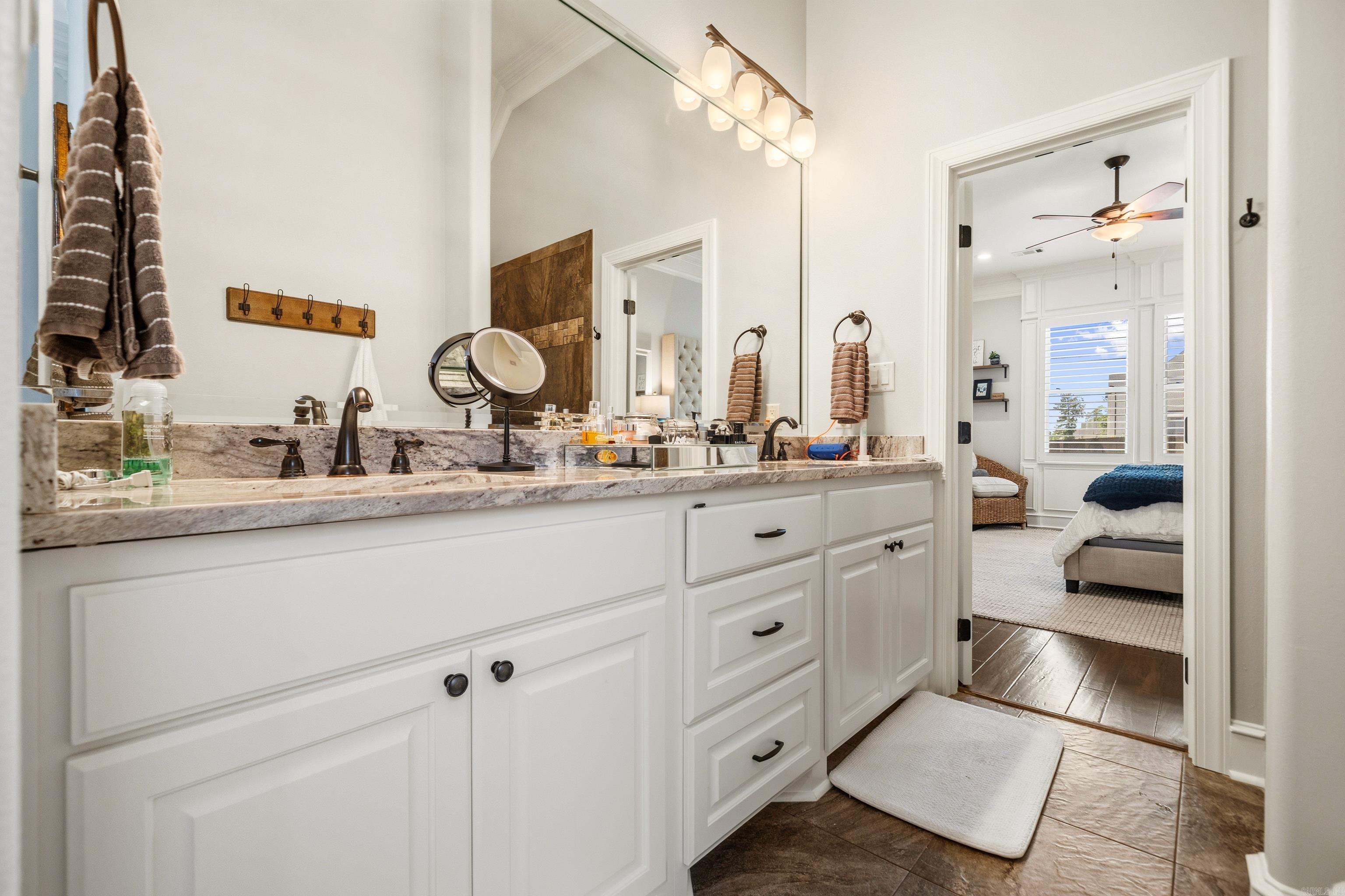 ARLINGTON PARK - Residential