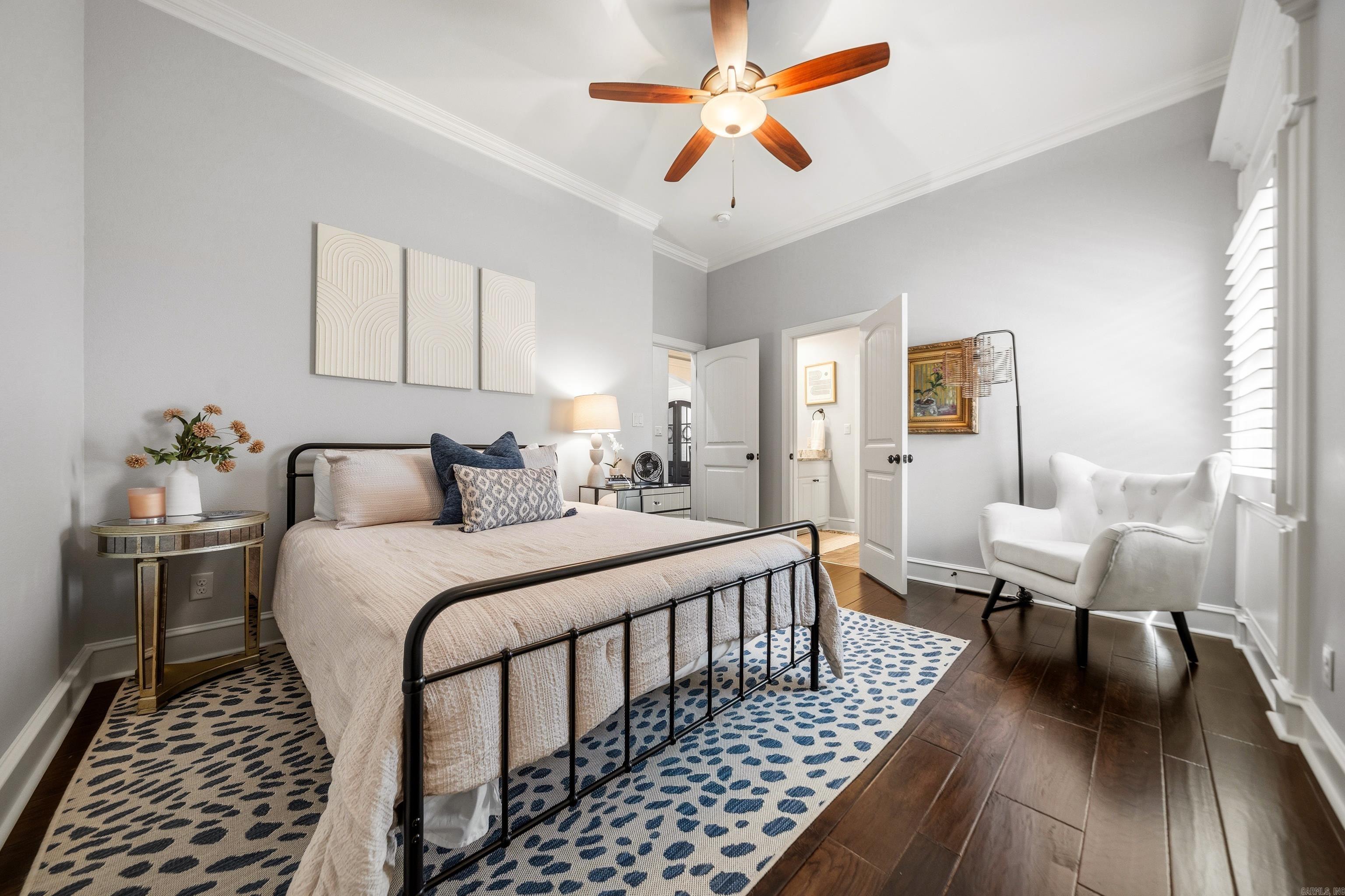 ARLINGTON PARK - Residential