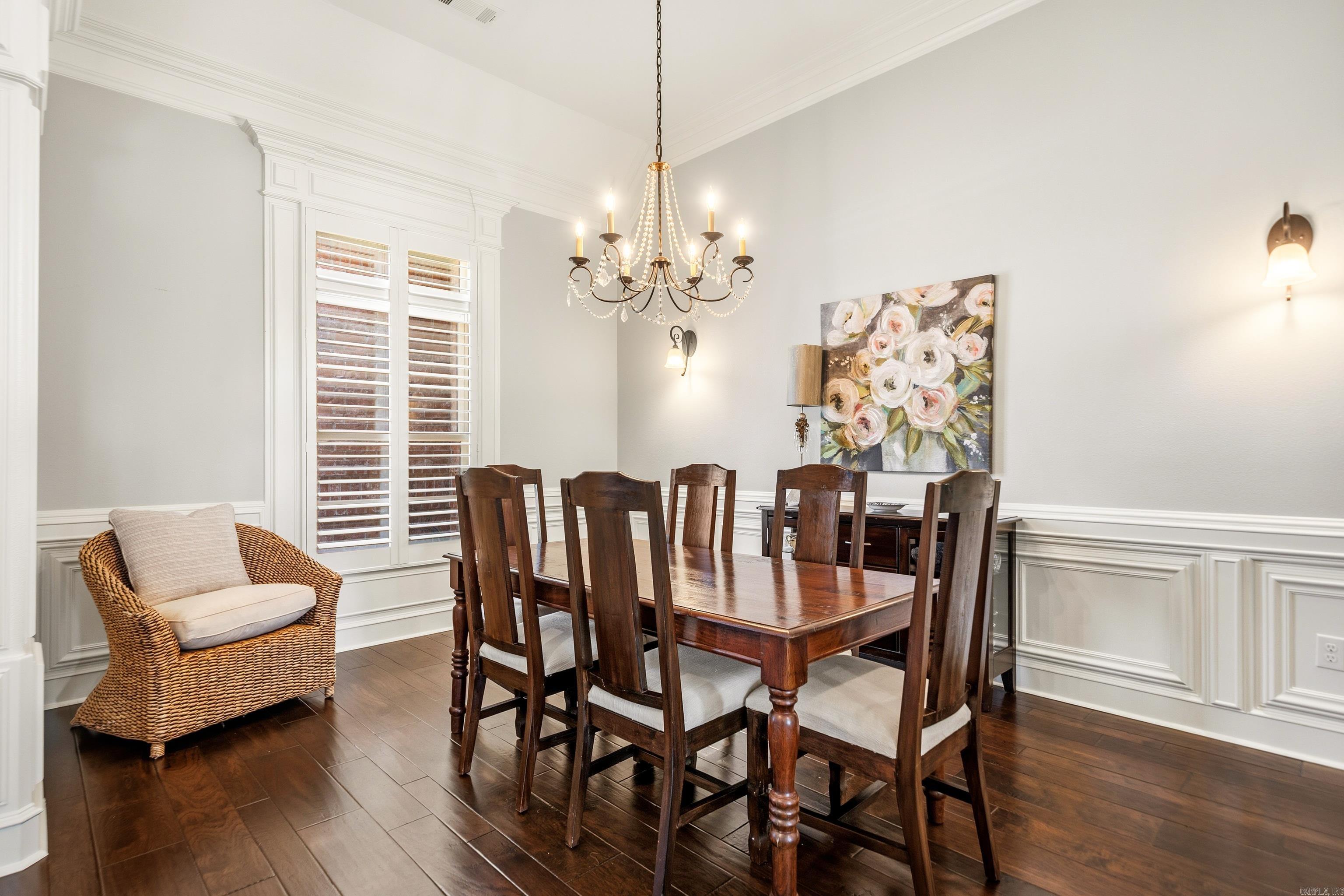 ARLINGTON PARK - Residential