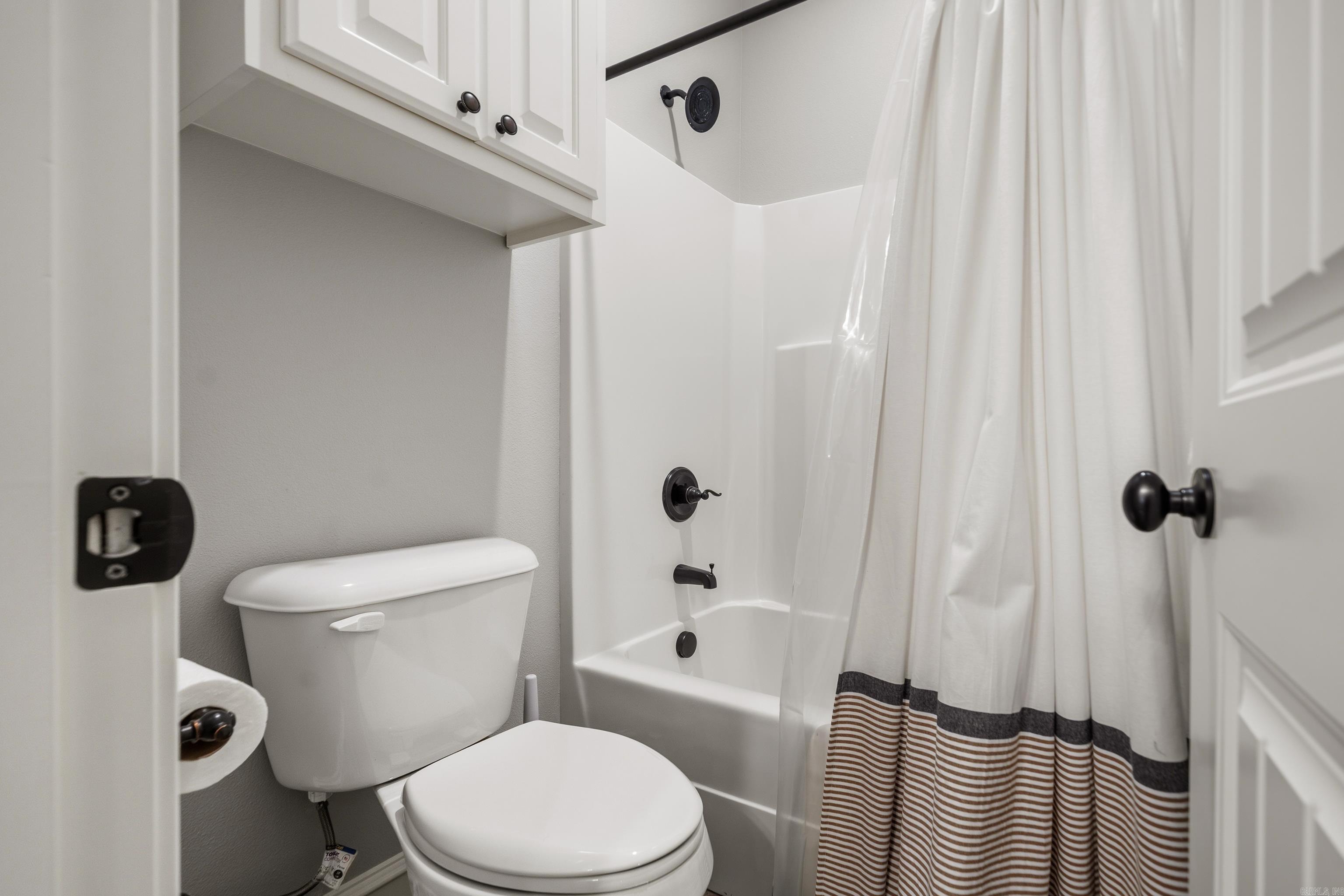 ARLINGTON PARK - Residential