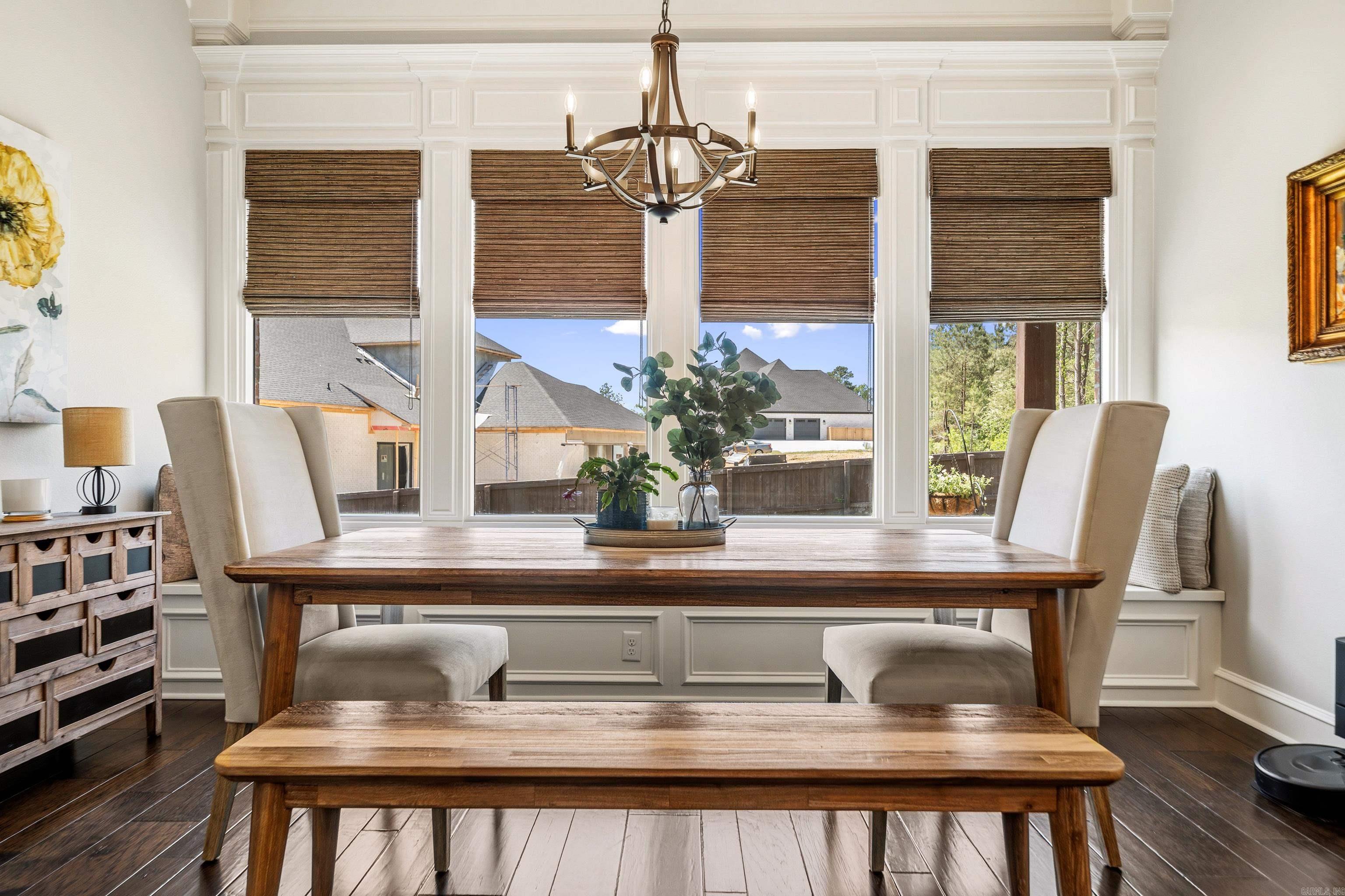 ARLINGTON PARK - Residential