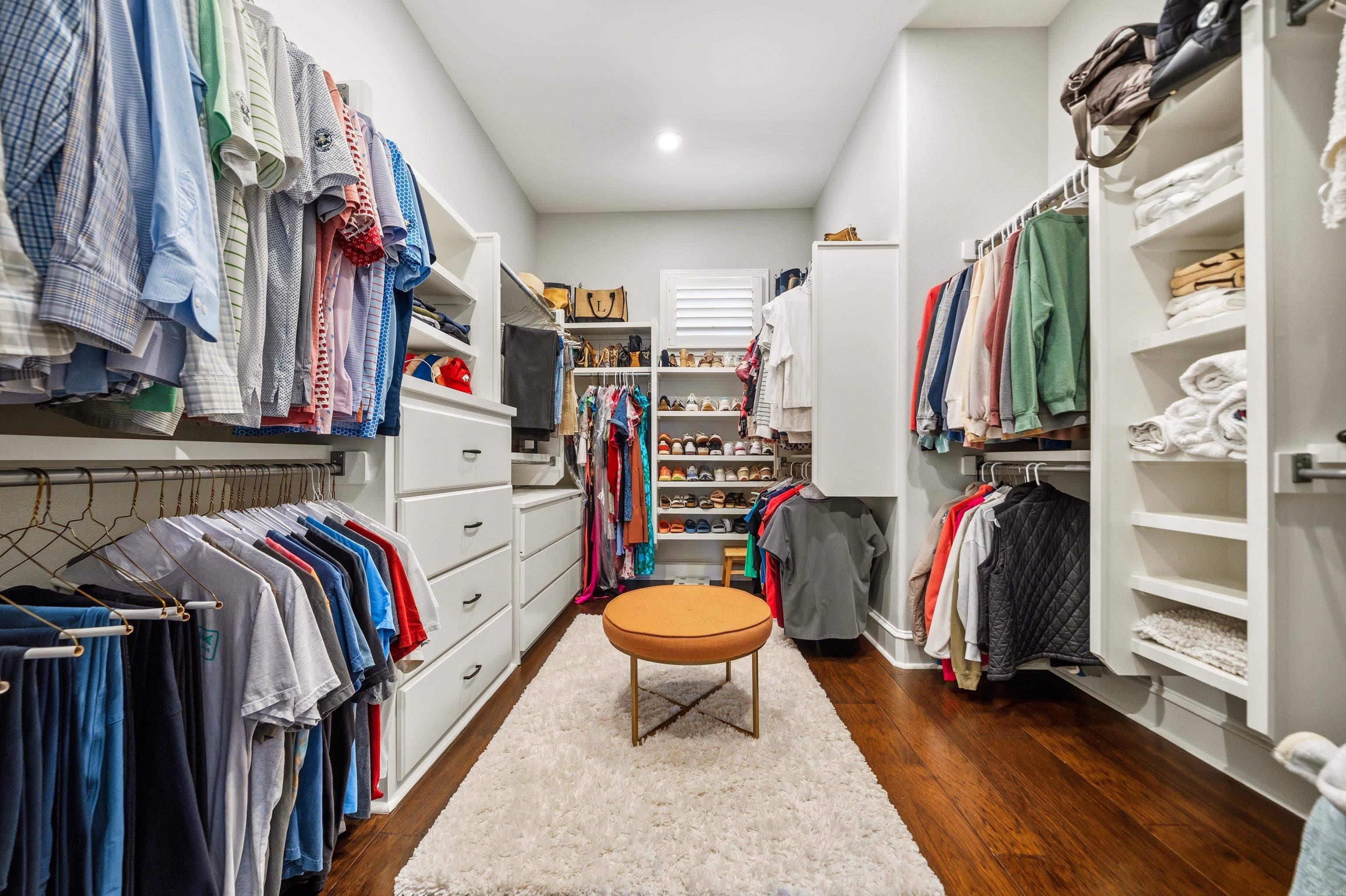 ARLINGTON PARK - Residential