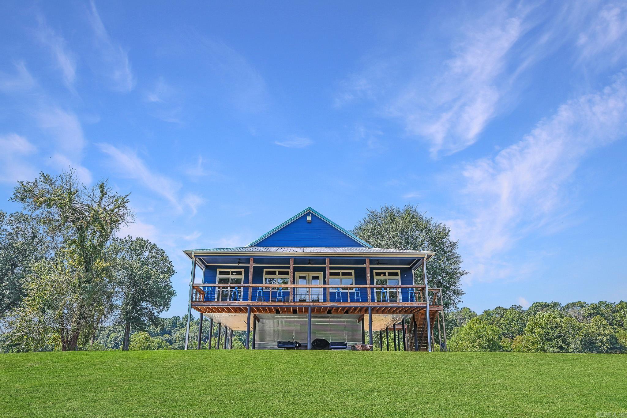 This spacious home sits on over 3 acres along the Little Missouri River, offering the perfect blend of relaxation and adventure. Guests love its proximity to Lake Greeson and the world-famous Crater of Diamonds State Park. Inside, you’ll find plenty of room for entertaining, gathering, and relaxing, while outside, the riverfront setting creates a true getaway vibe. With a strong rental history and excellent reviews, this property is not just a home, it’s a lucrative investment opportunity. ? 5 Bedrooms | 4.5 Bathrooms ? Sleeps 16+ Guests ? Over 3 Acres on the Little Missouri River ? Guest Favorite on Airbnb with Strong Rental History ? Close to Lake Greeson & Crater of Diamonds