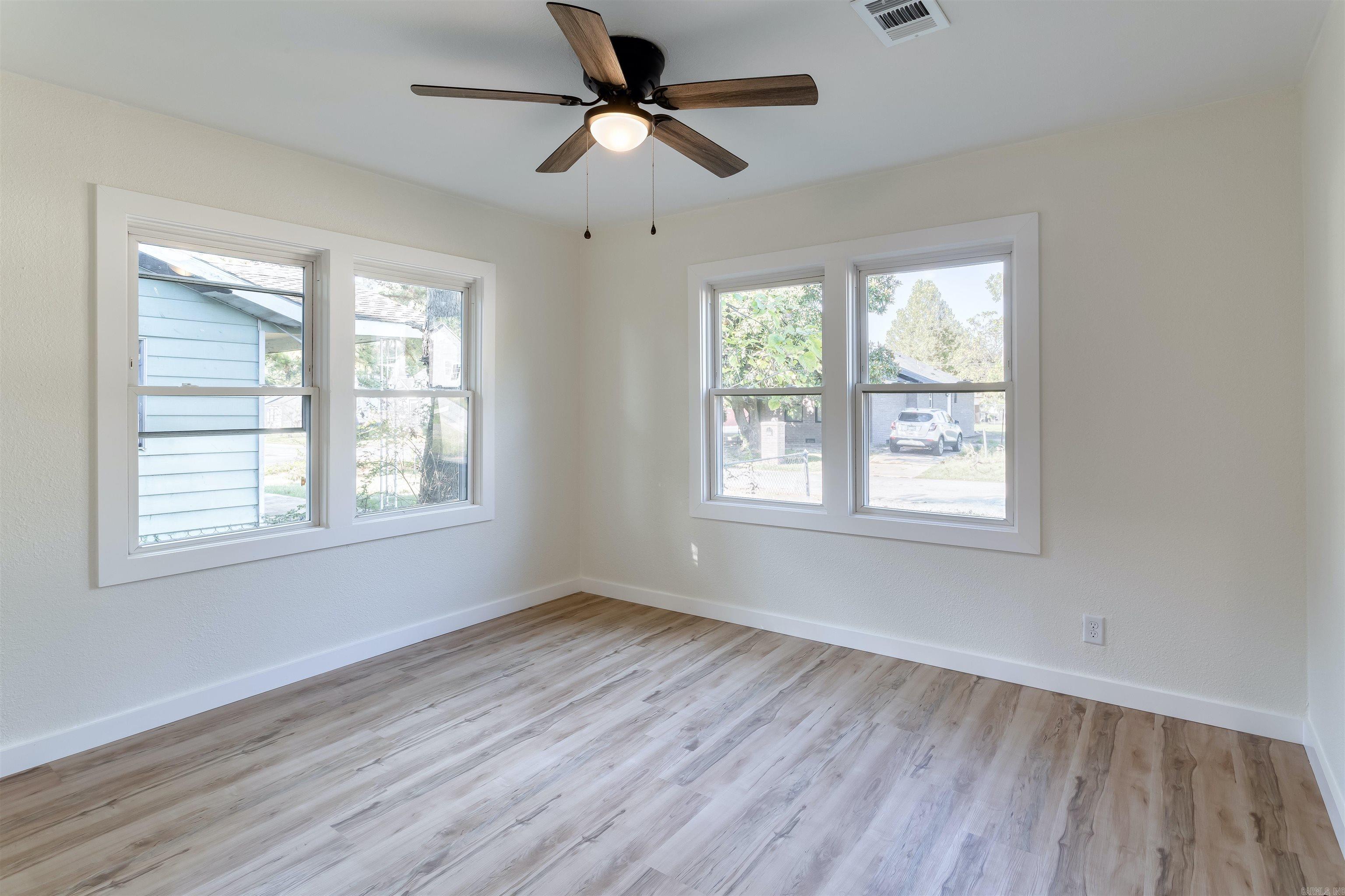 EAGLE HEIGHTS - Residential