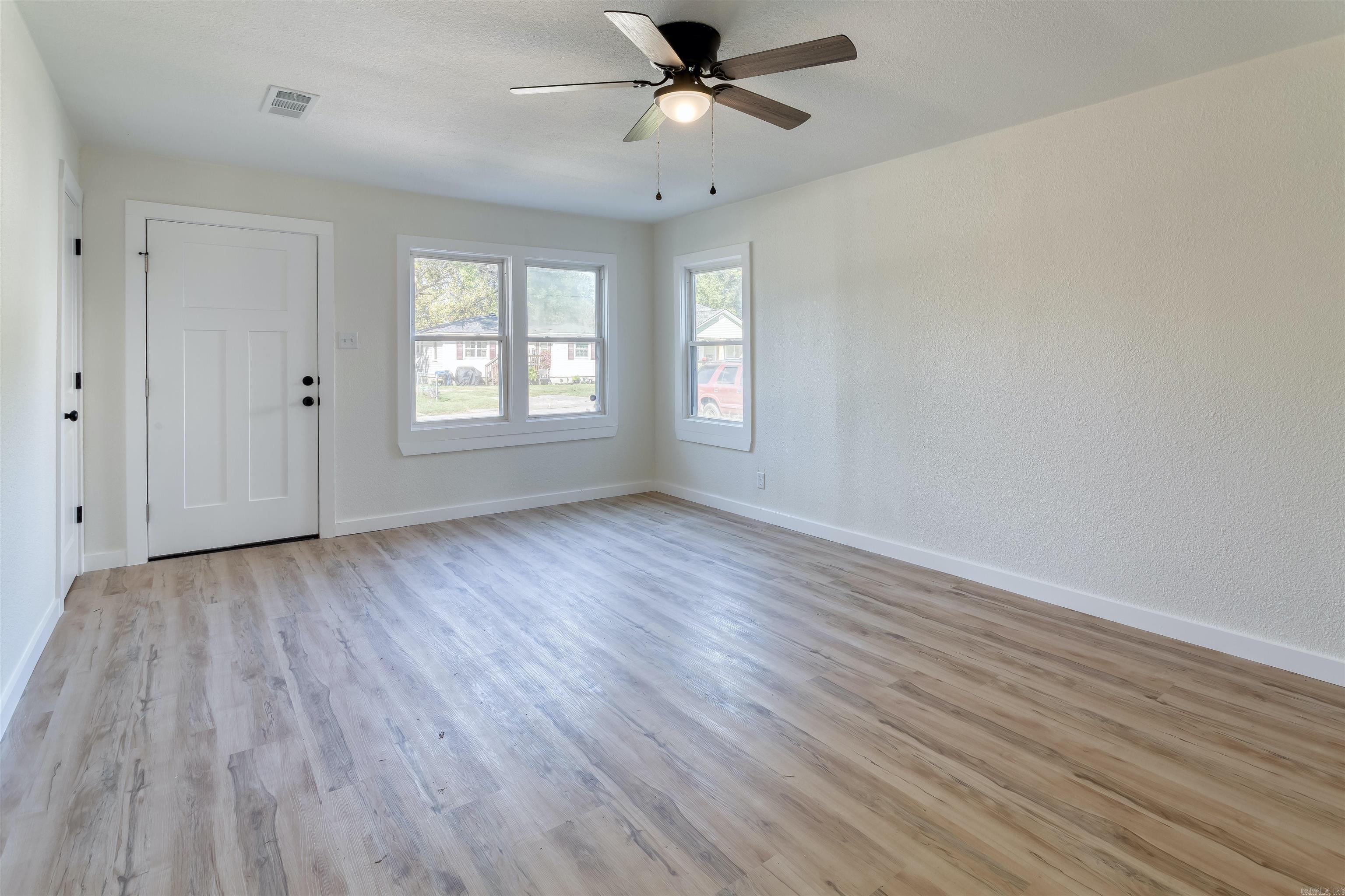 EAGLE HEIGHTS - Residential