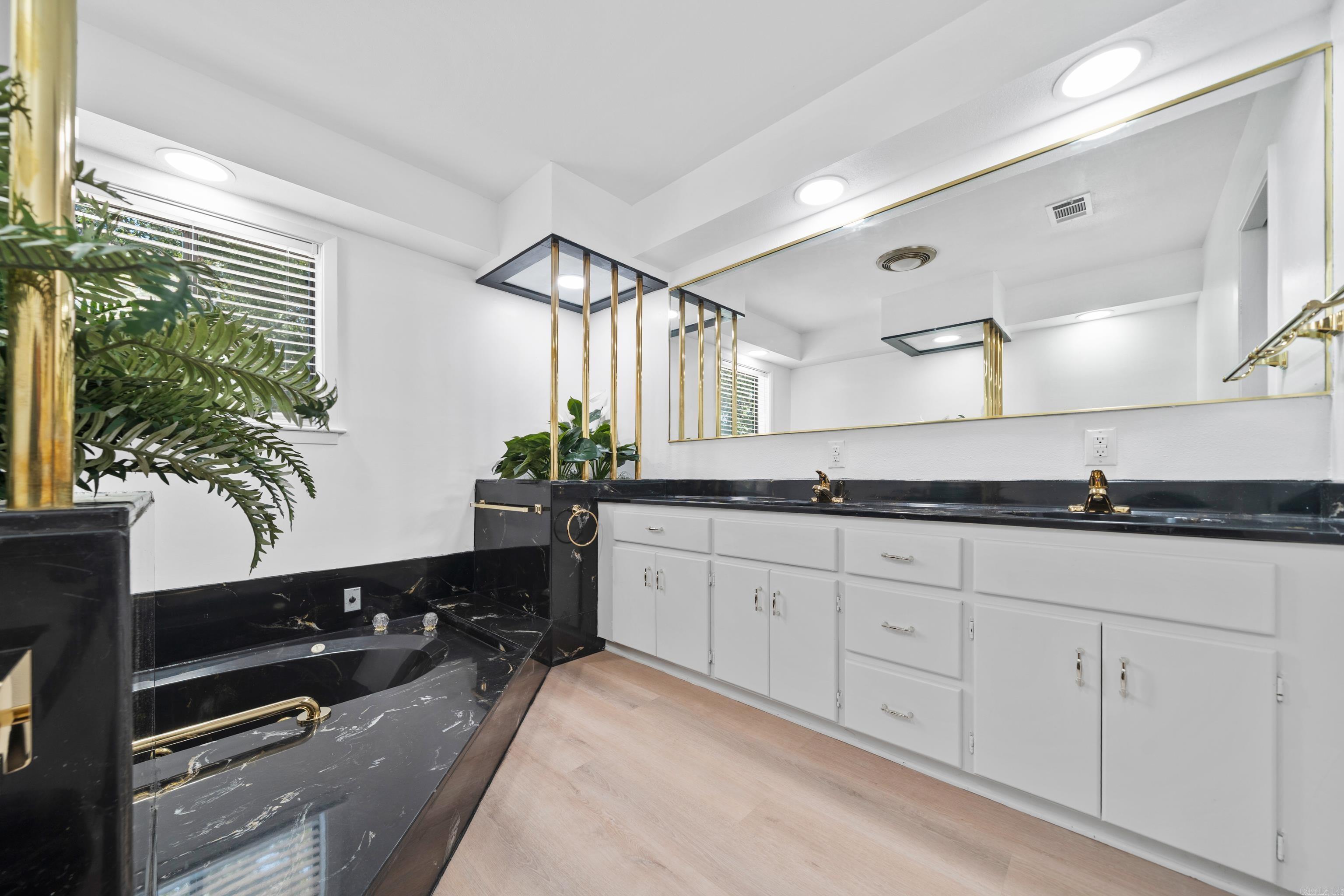BOLL ESTATES - Residential