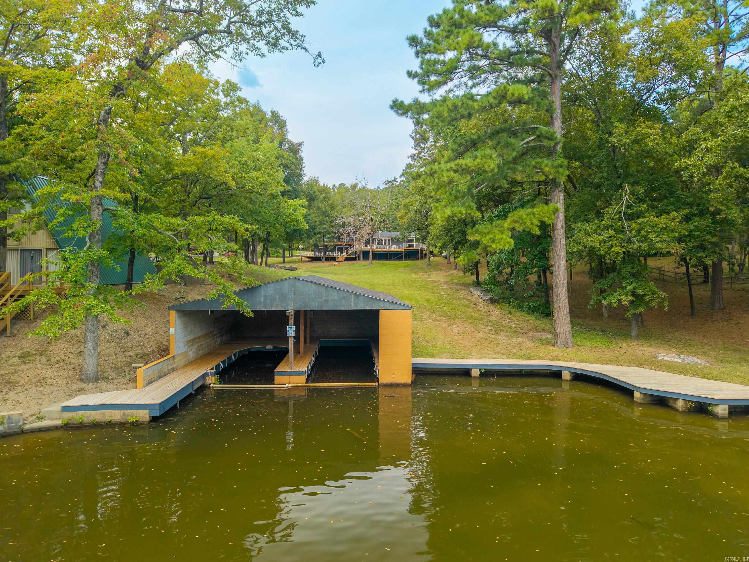 BOLL ESTATES - Residential