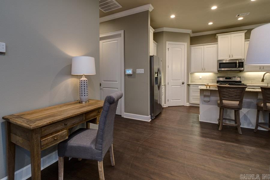 Chenal Valley - Residential Lease