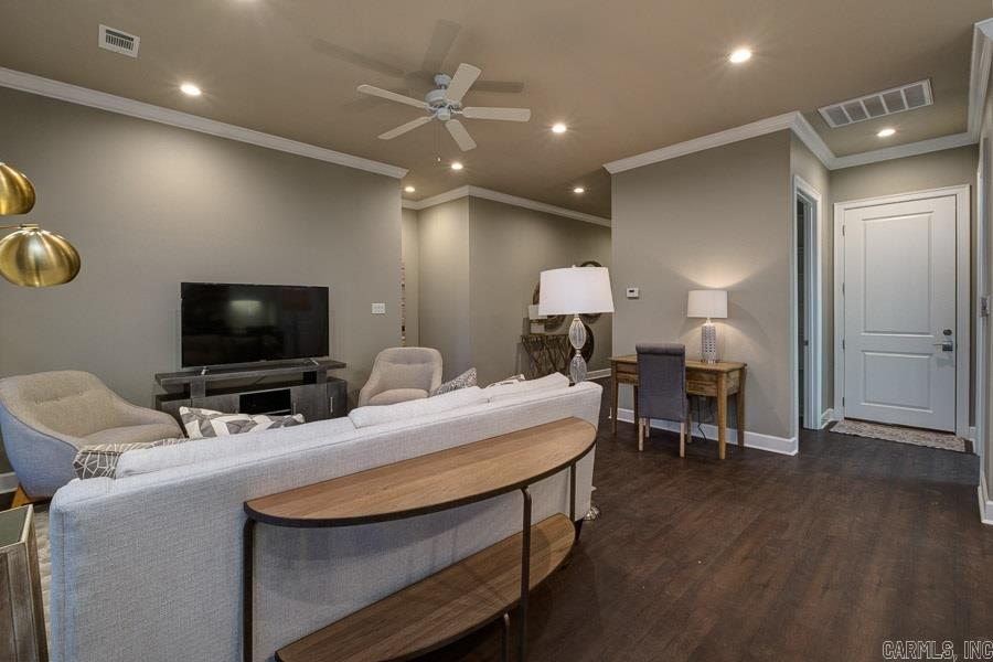 Chenal Valley - Residential Lease