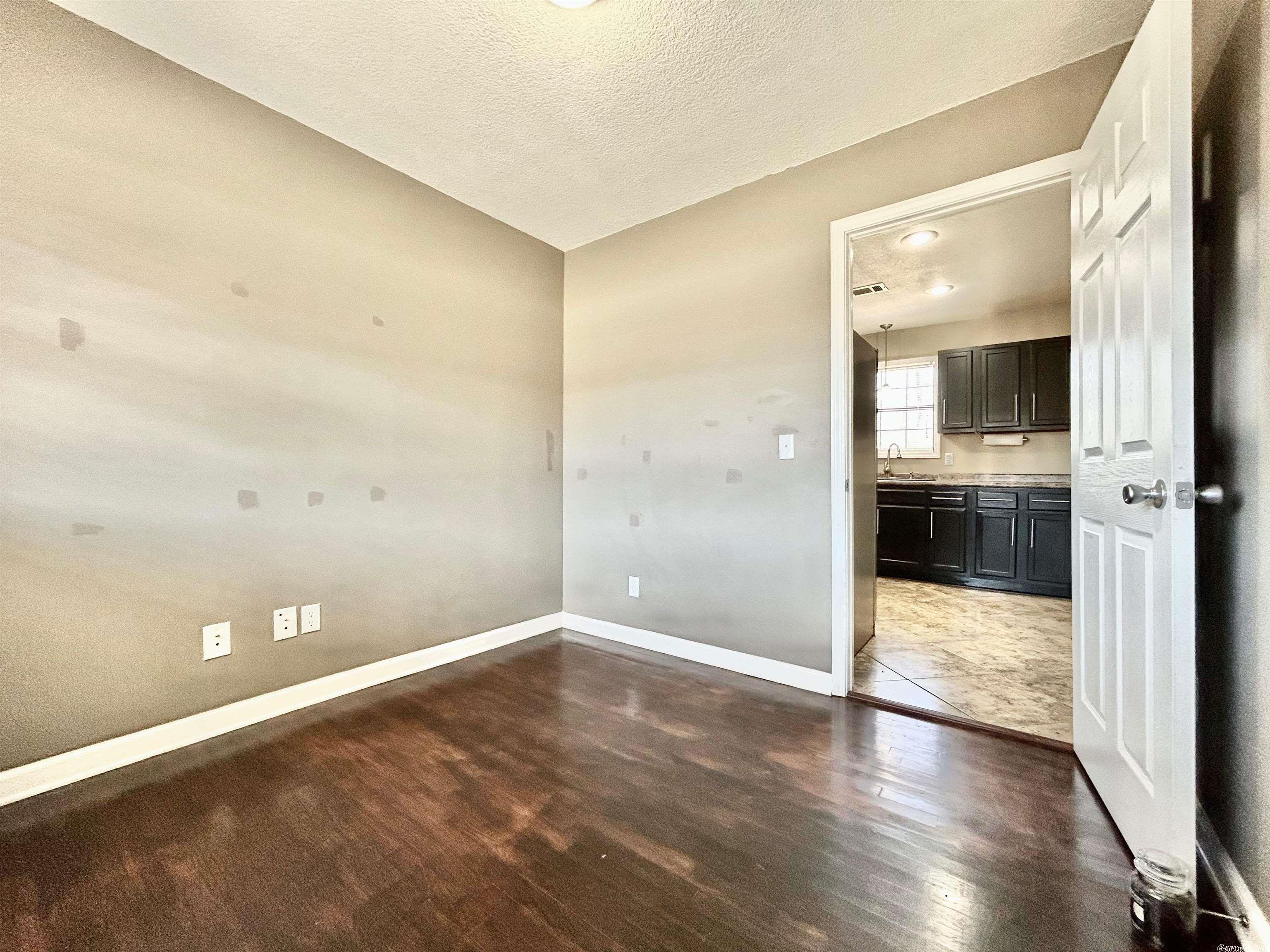 Metes & Bounds - Commercial Sale