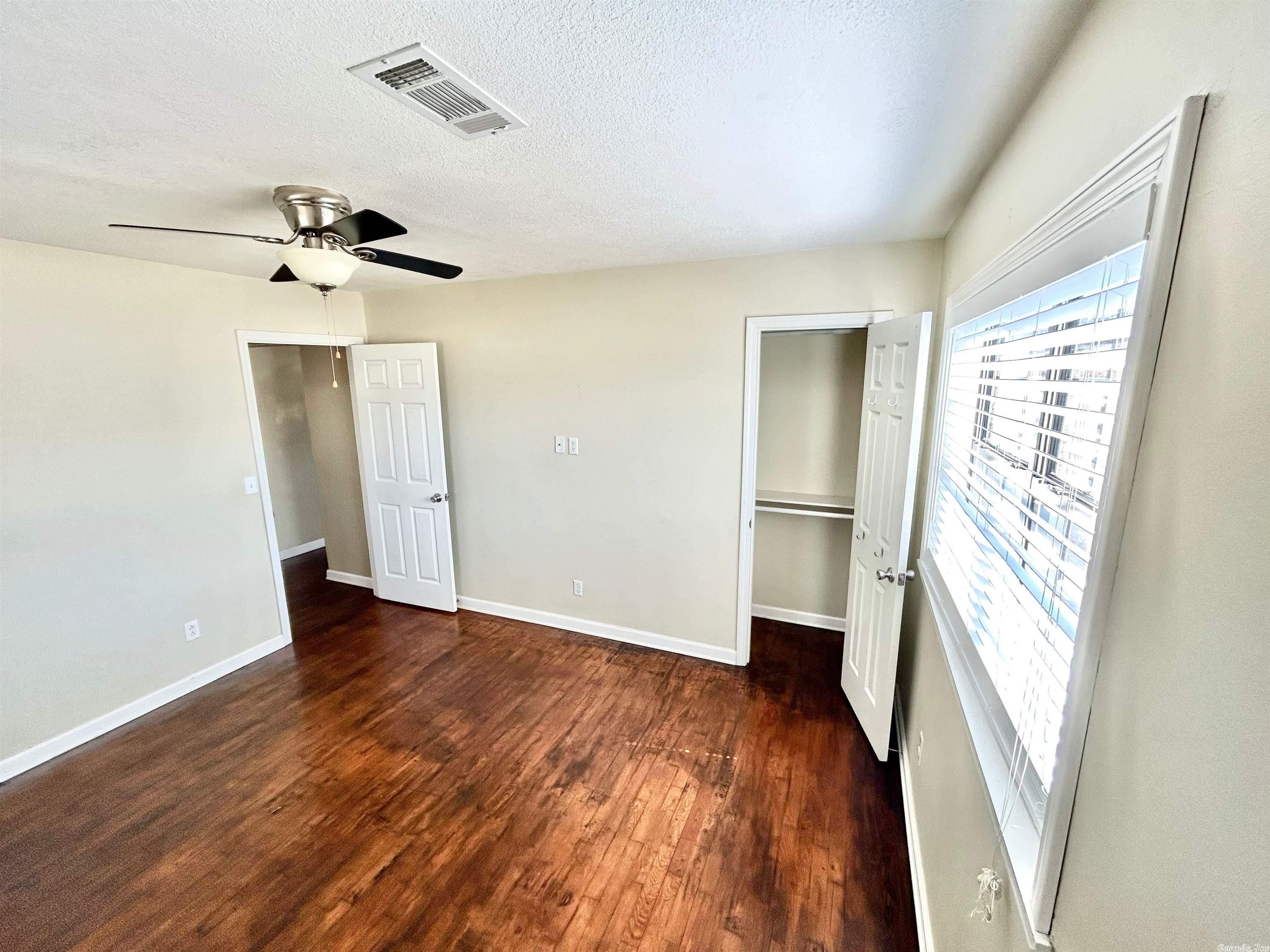 Metes & Bounds - Commercial Sale