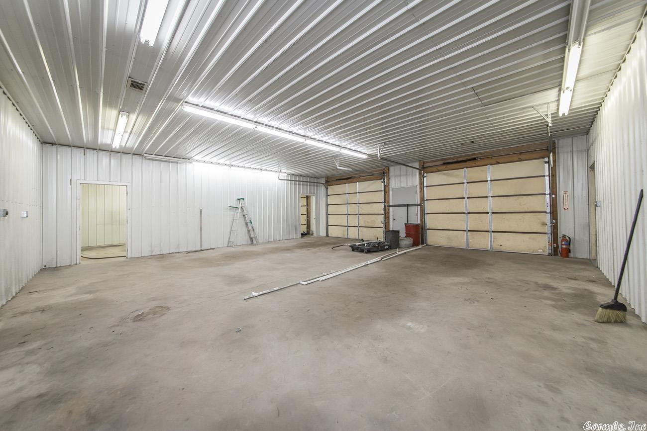 Metes & Bounds - Commercial Sale