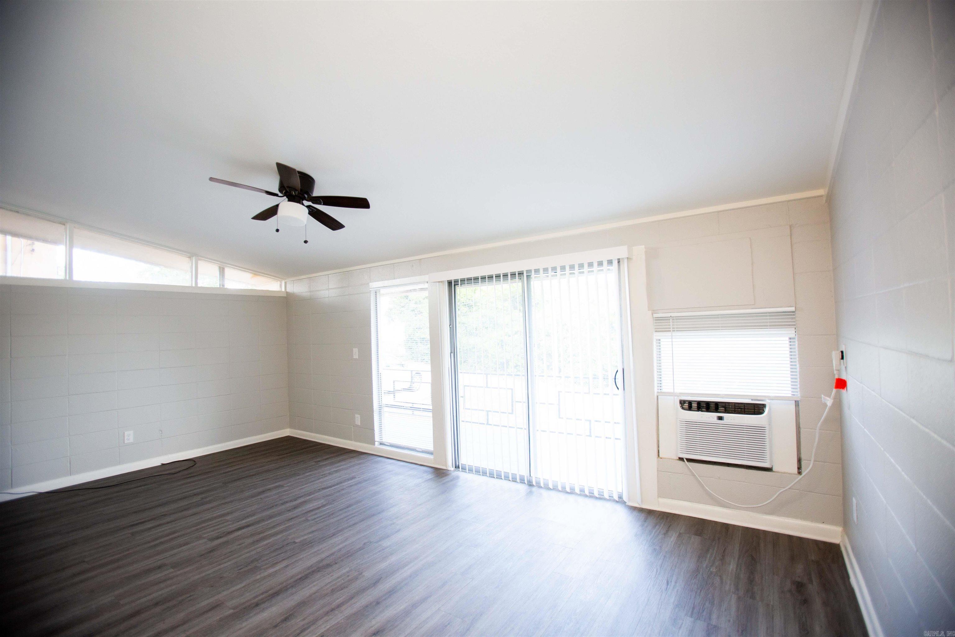 ARROW HEAD MANOR - Residential Lease