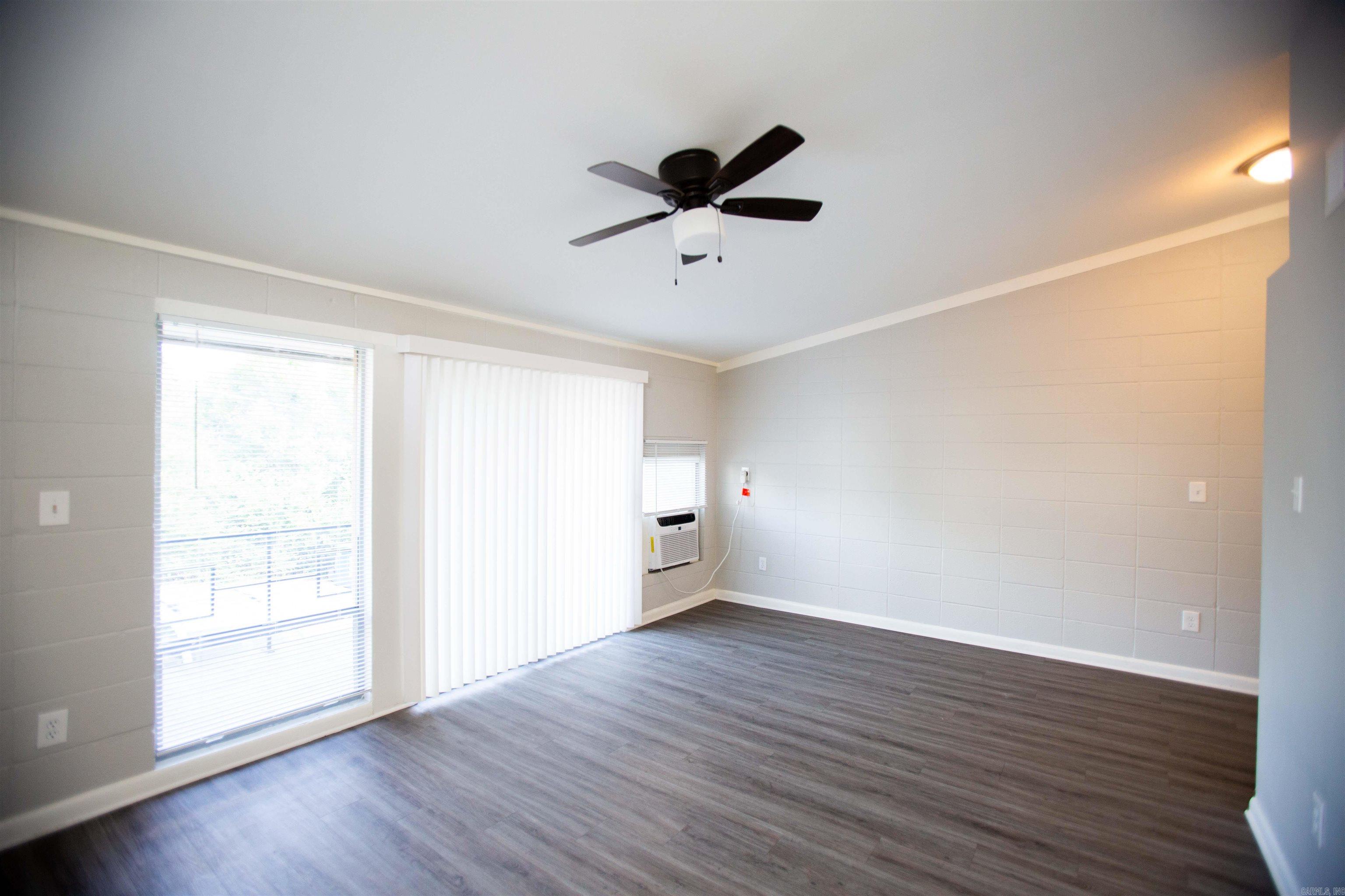 ARROW HEAD MANOR - Residential Lease