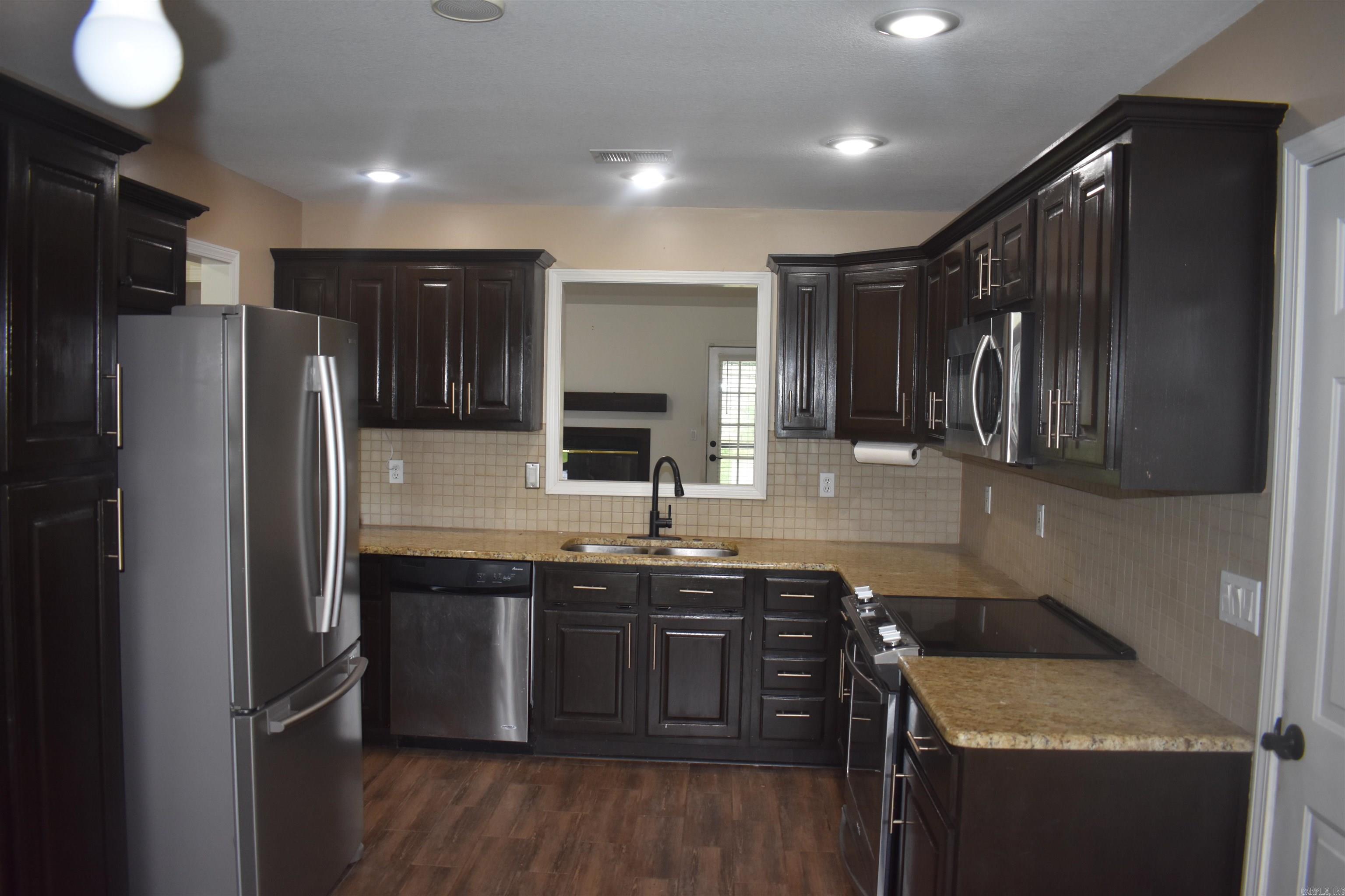 WOODLAND HEIGHTS - Residential