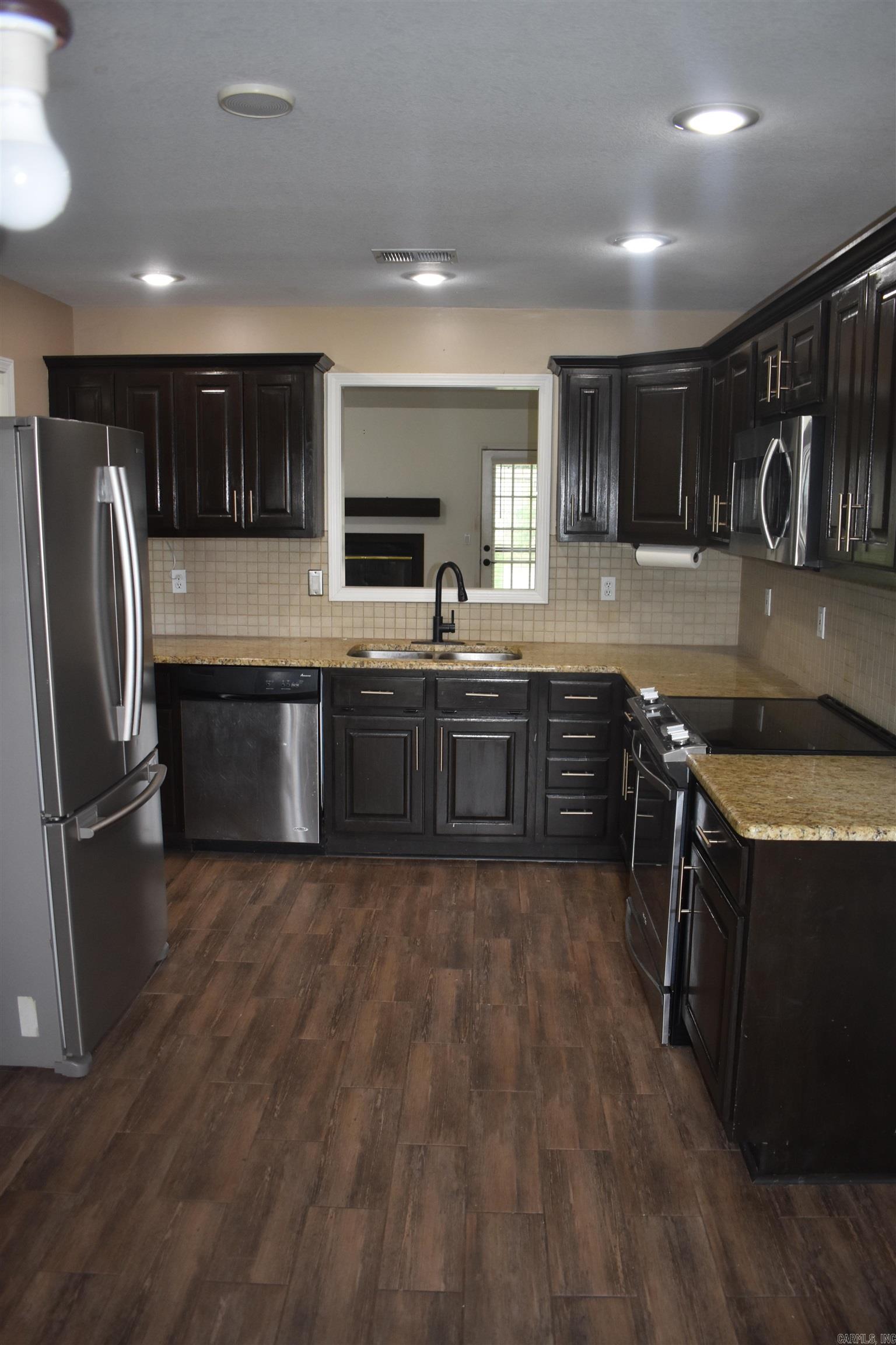 WOODLAND HEIGHTS - Residential