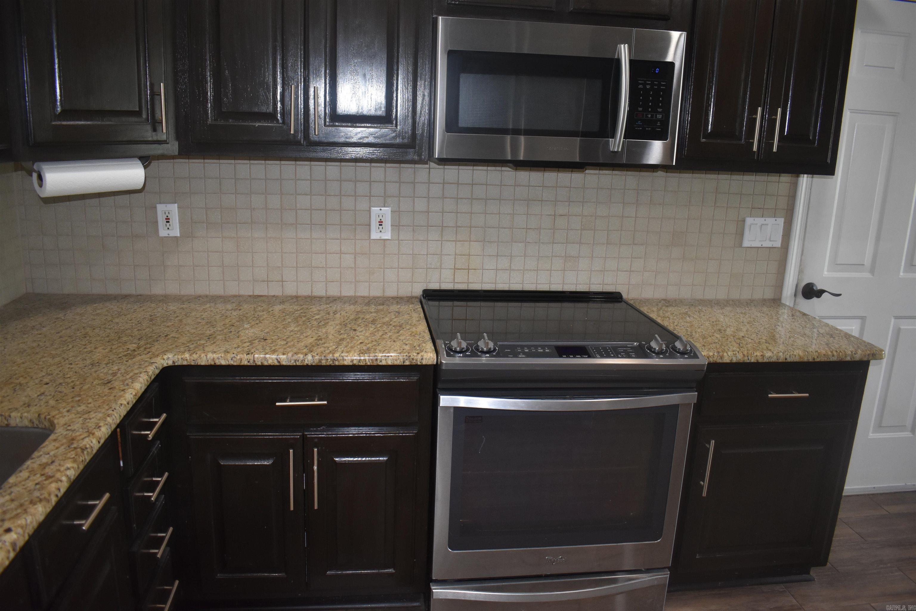 WOODLAND HEIGHTS - Residential