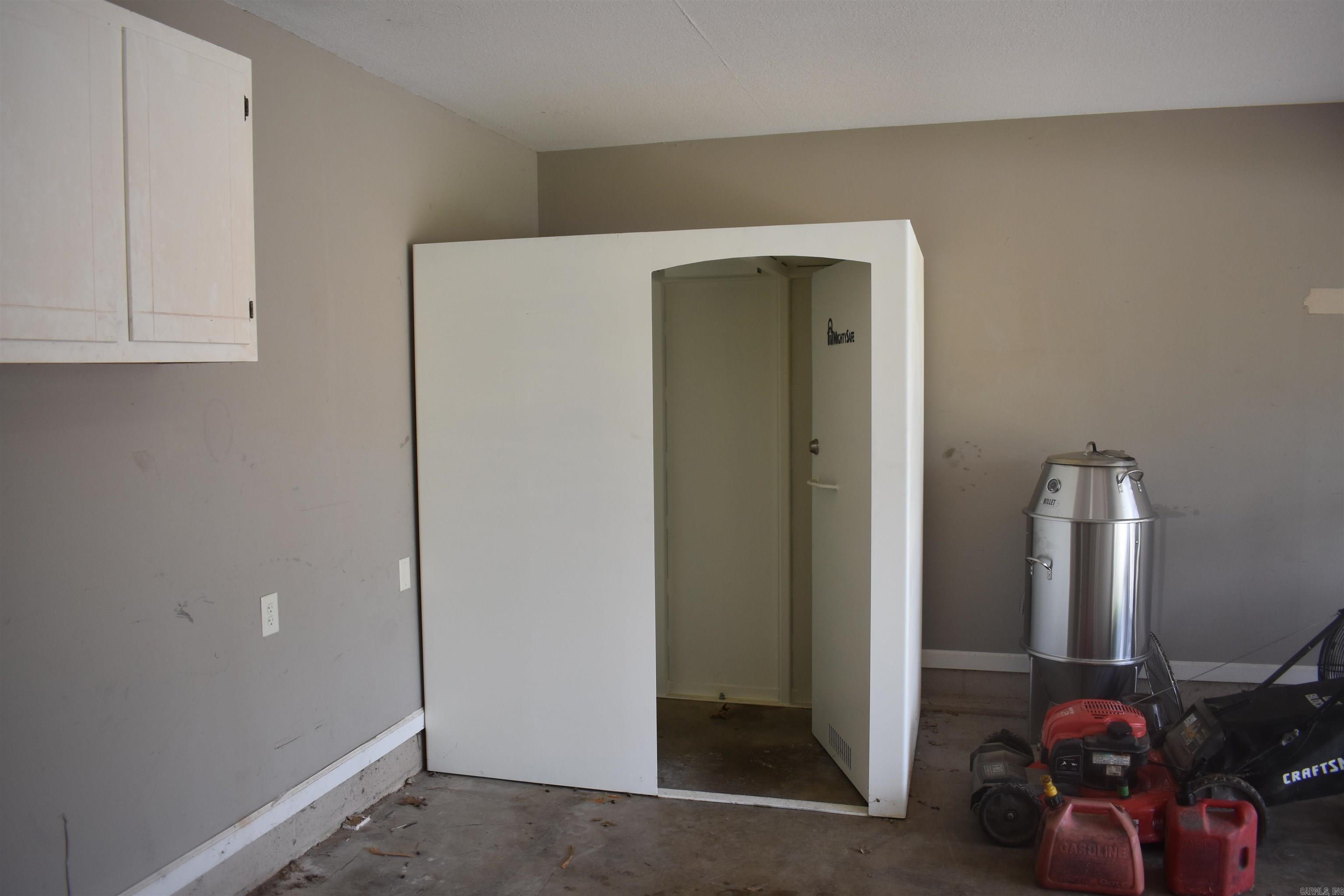 WOODLAND HEIGHTS - Residential