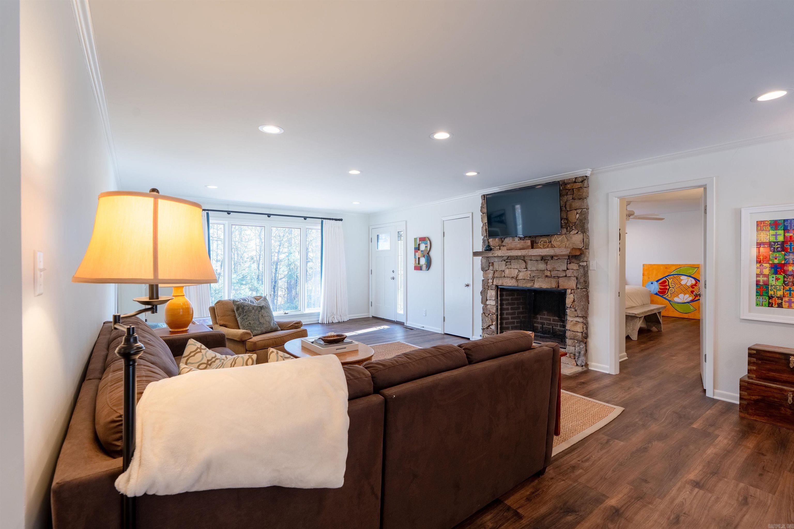 EI: BIRCHBROOK - Residential