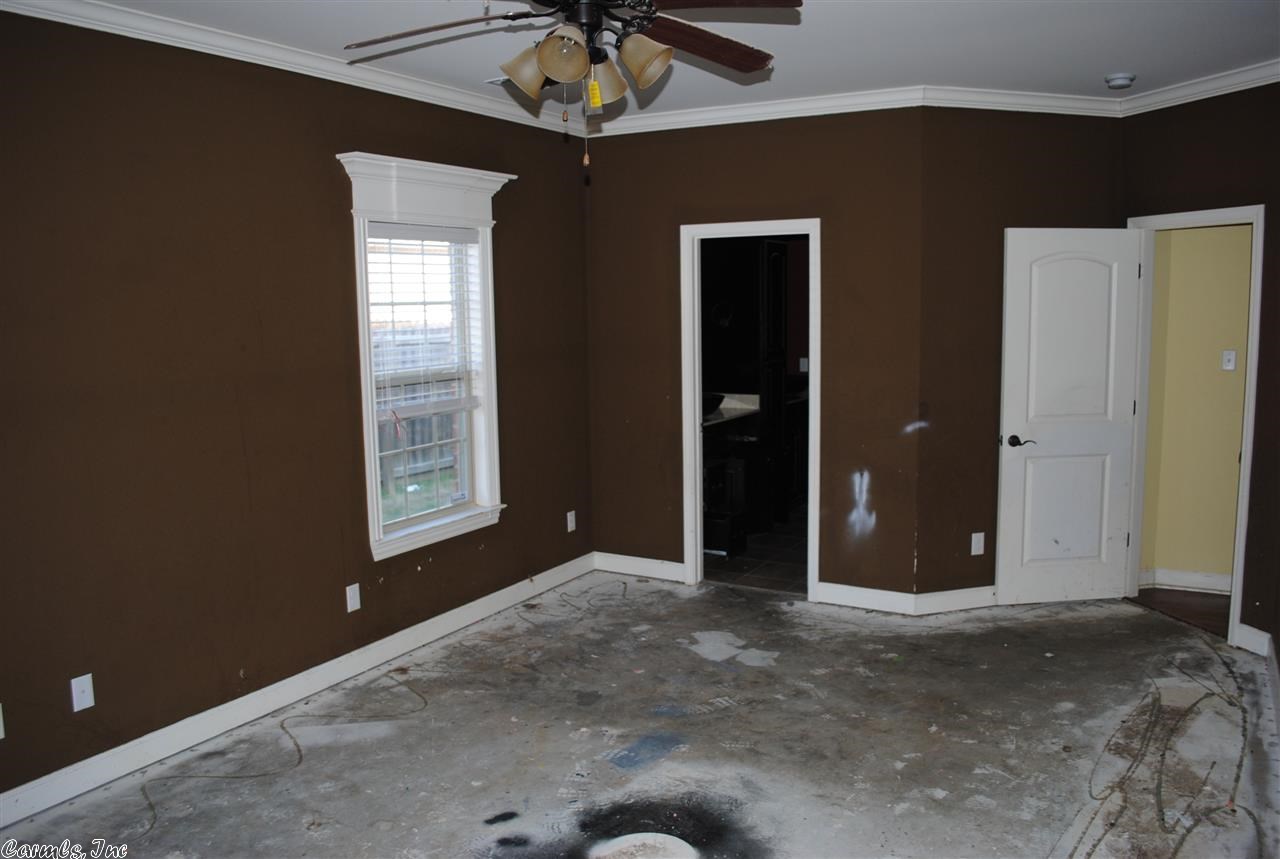 HURRICANE MEADOWS - Residential