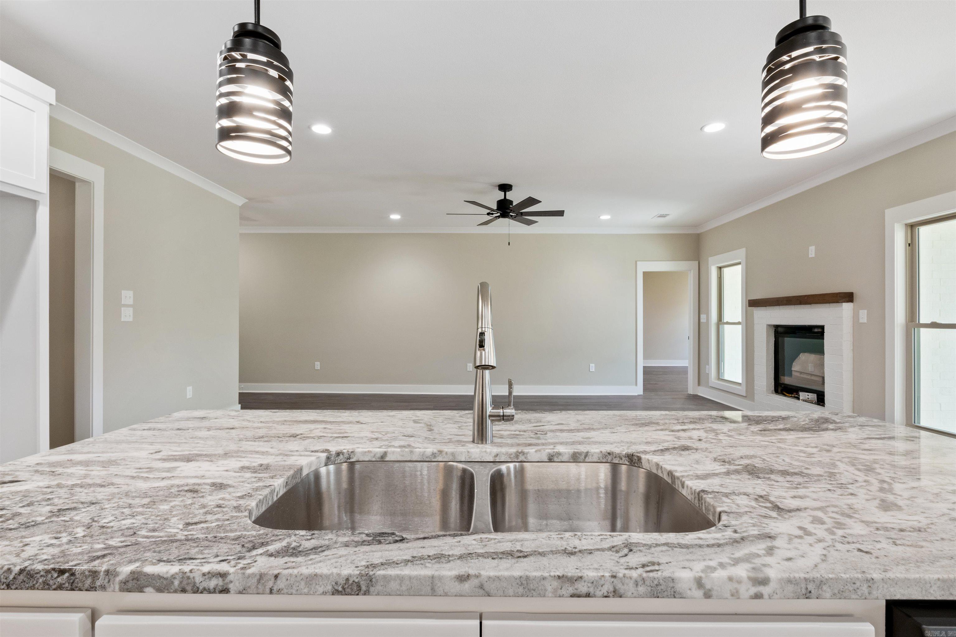 IVY PLACE - Residential