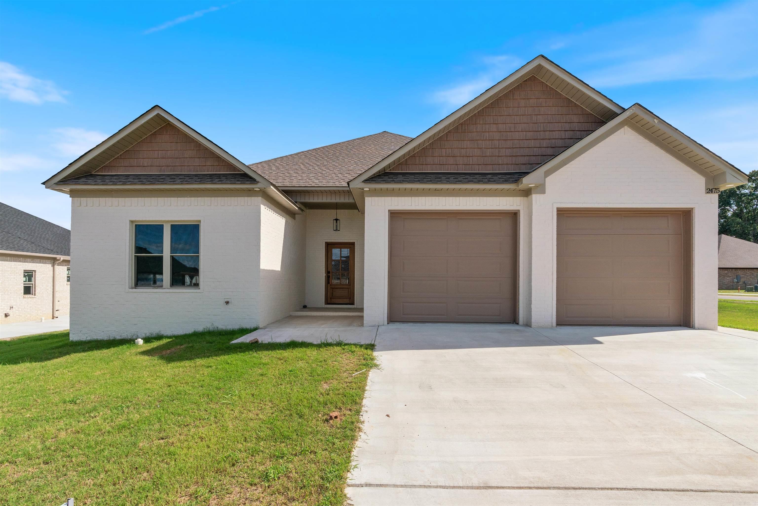 IVY PLACE - Residential