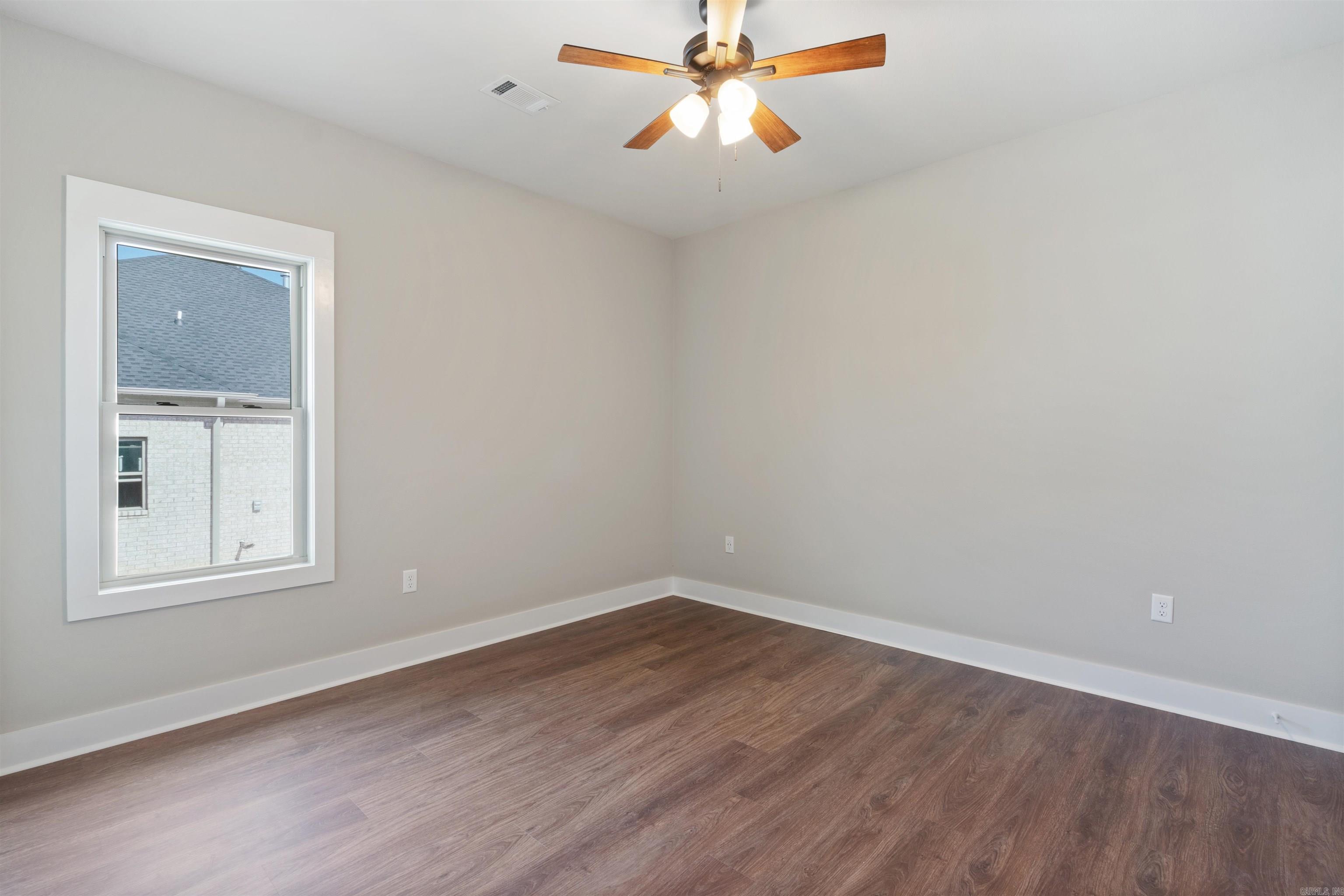 IVY PLACE - Residential