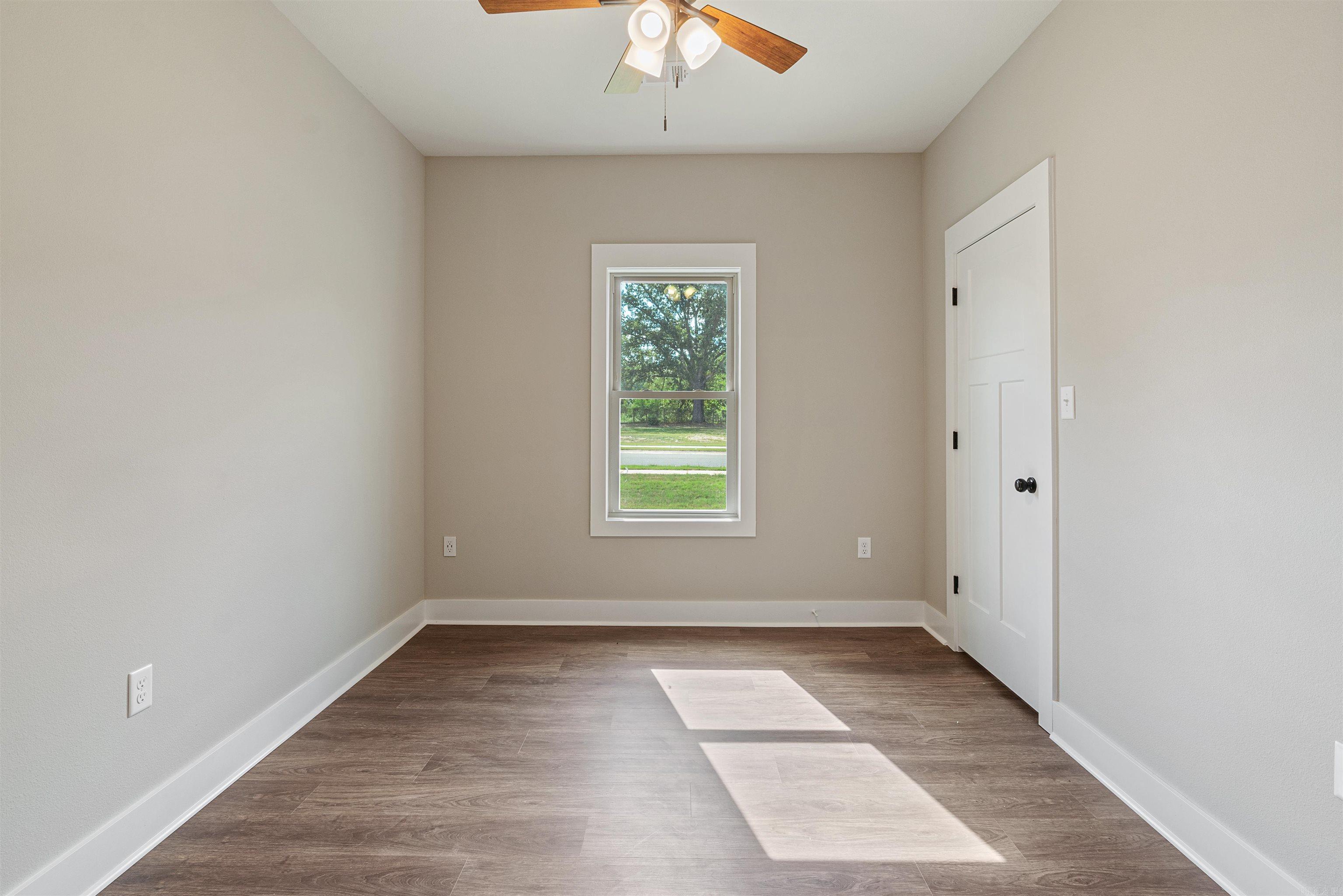 IVY PLACE - Residential