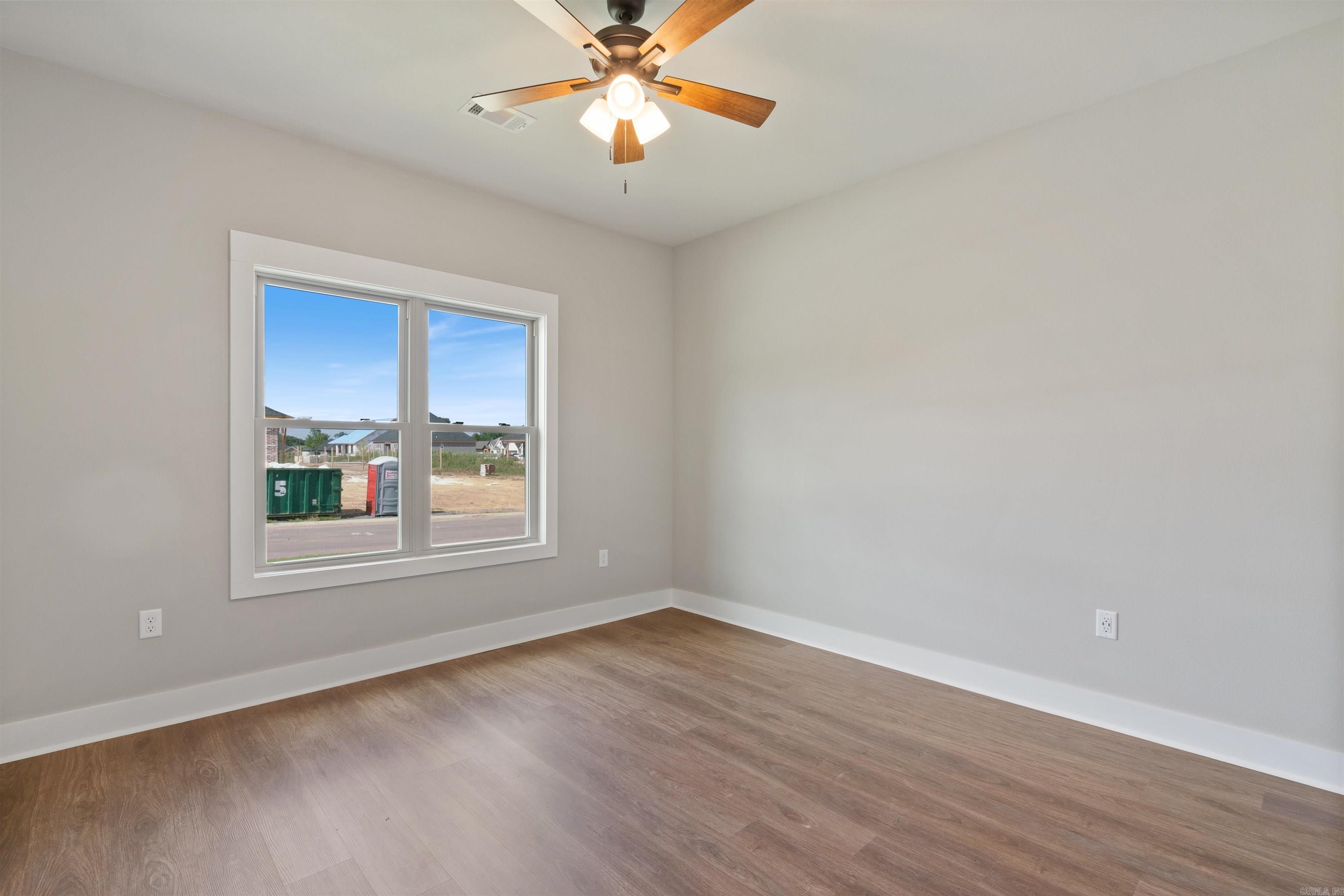 IVY PLACE - Residential