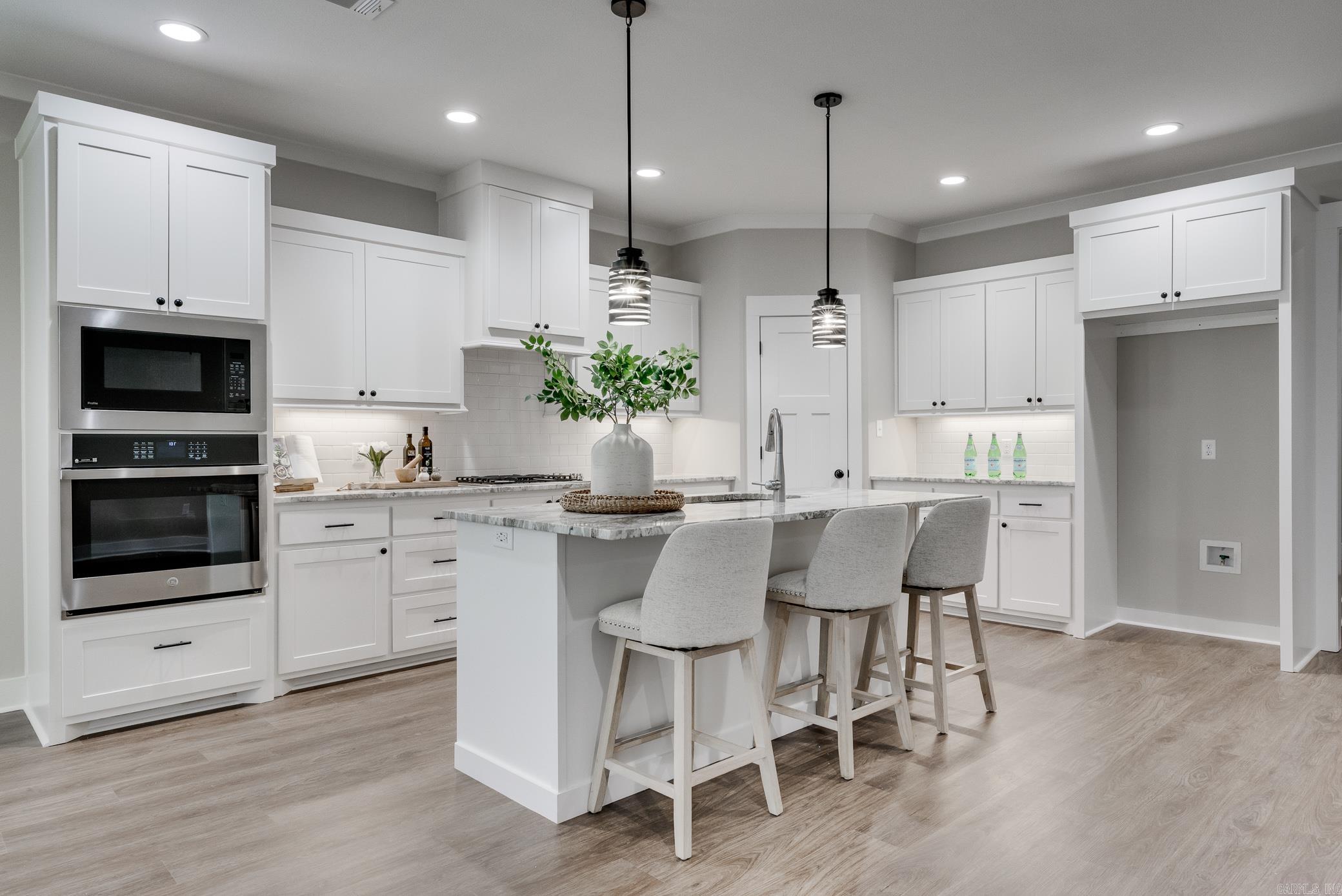 IVY PLACE - Residential