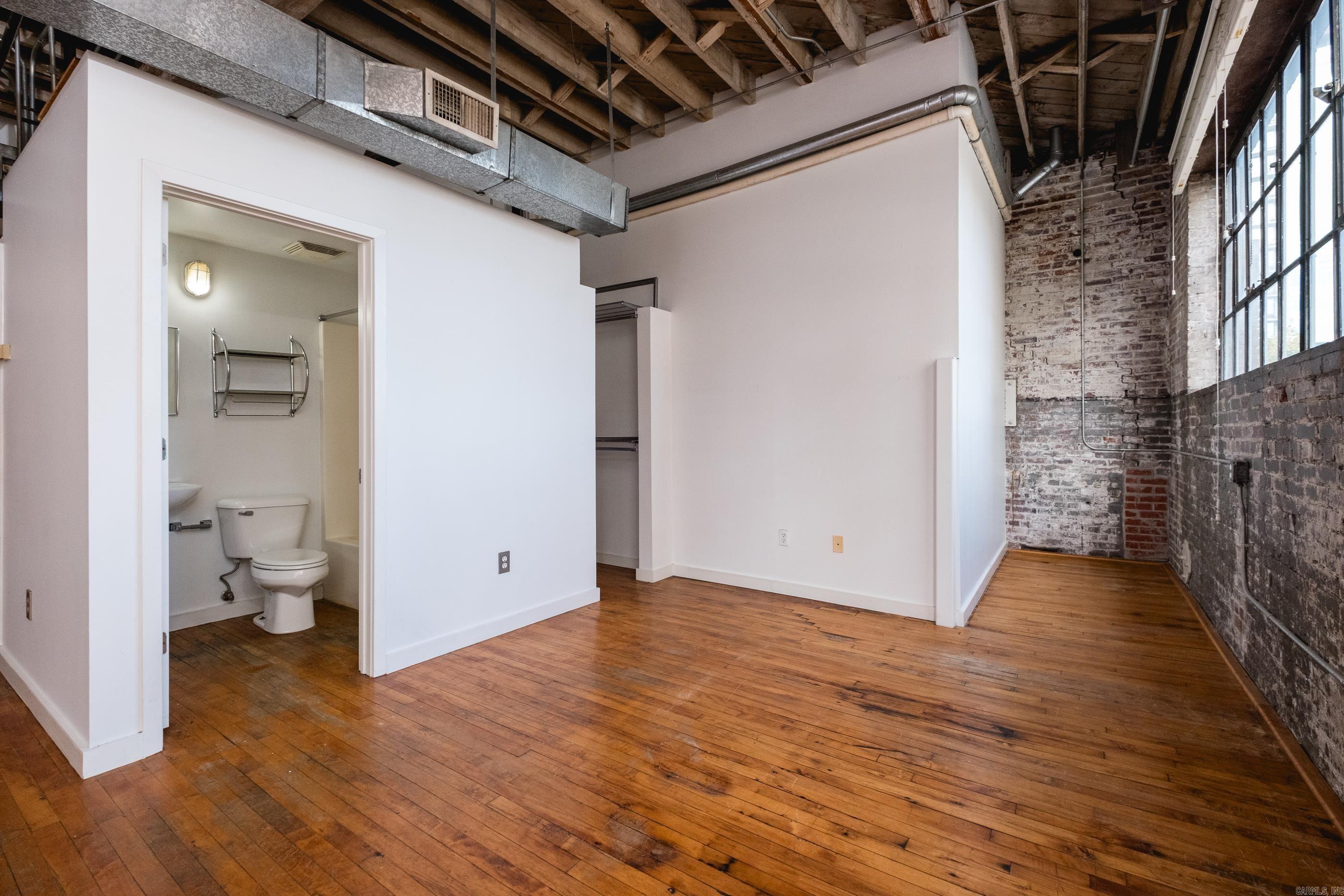 TUF NUT BLDG HPR - Residential