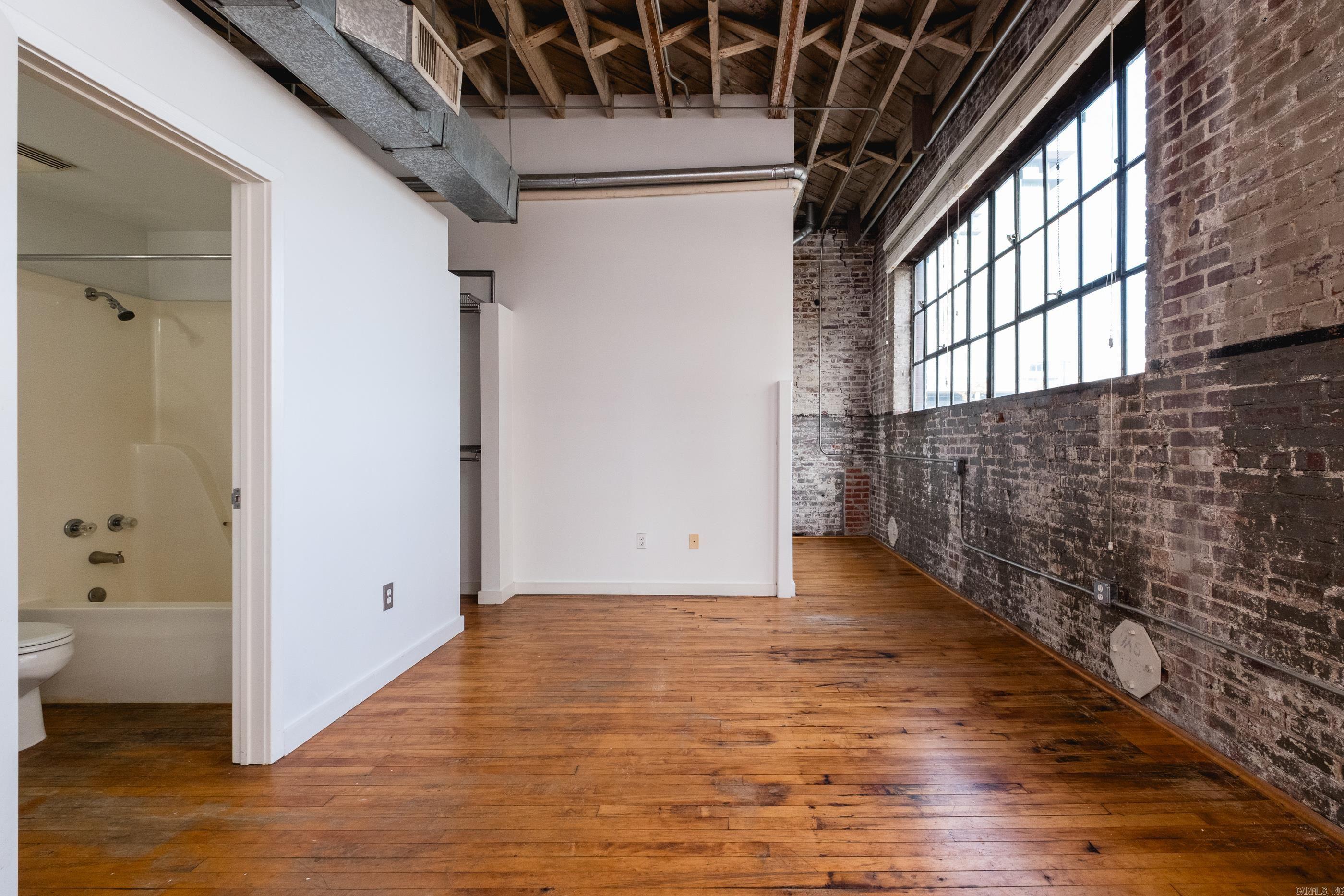 TUF NUT BLDG HPR - Residential