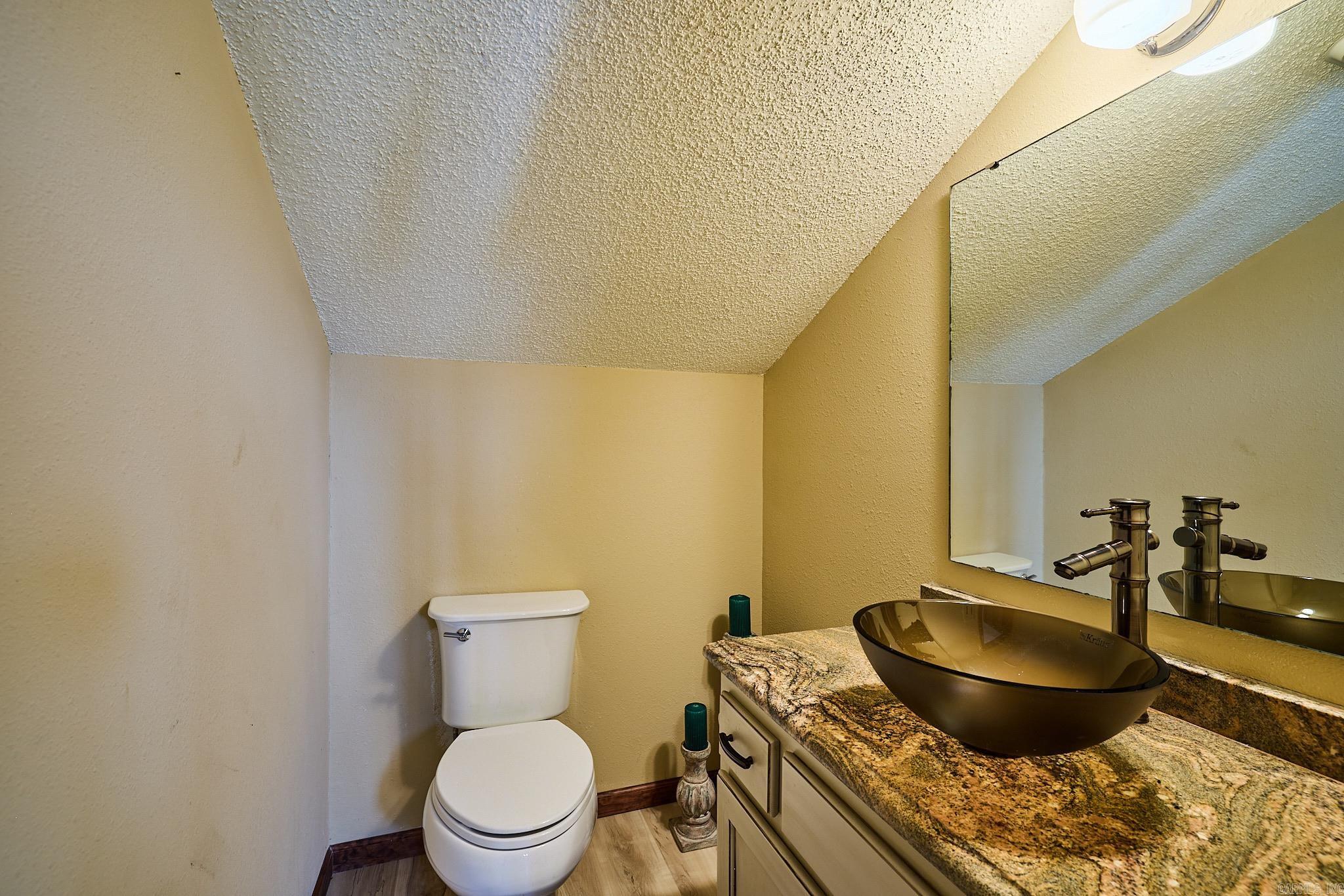 Lake Hamilton Outside - Residential