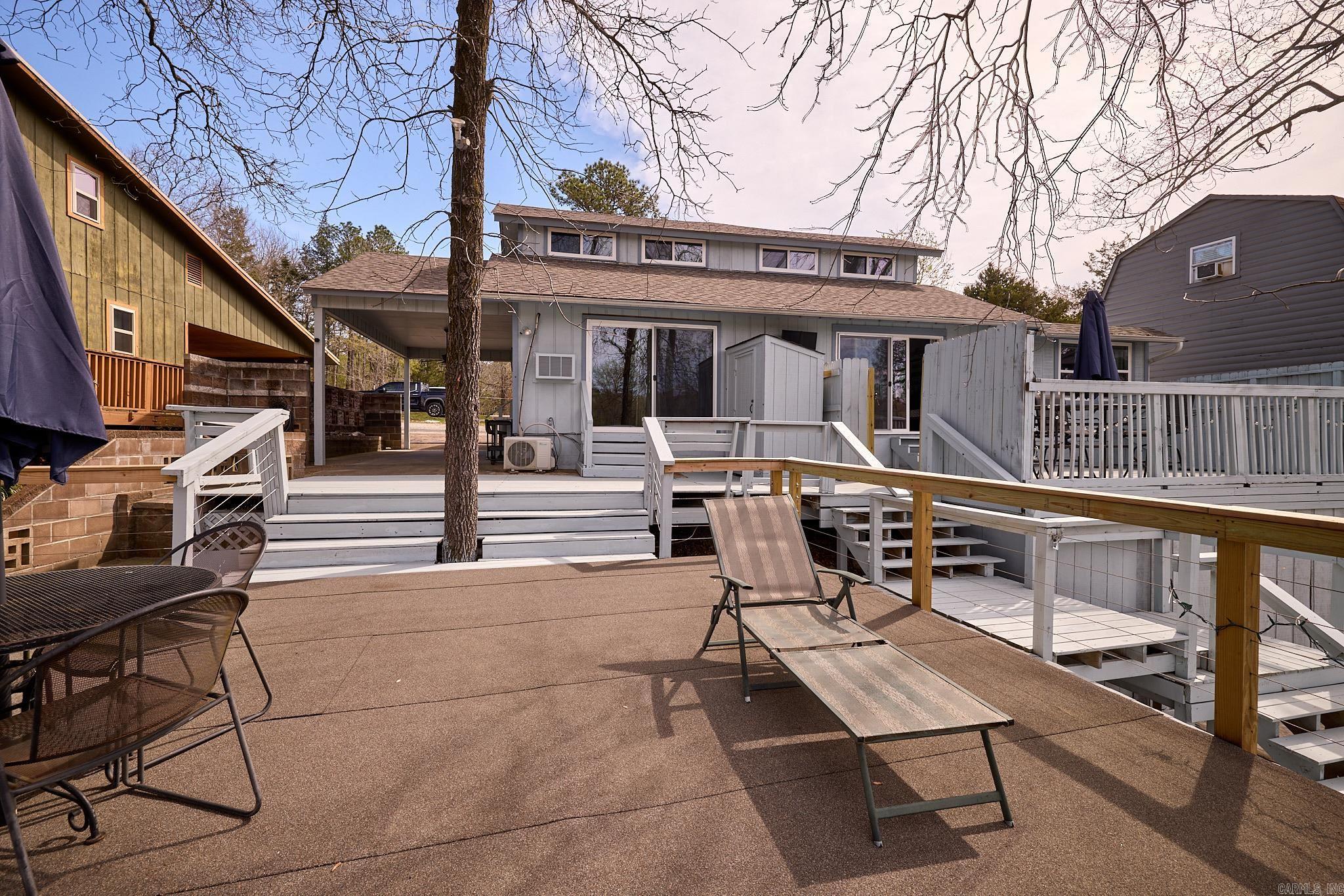 Lake Hamilton Outside - Residential