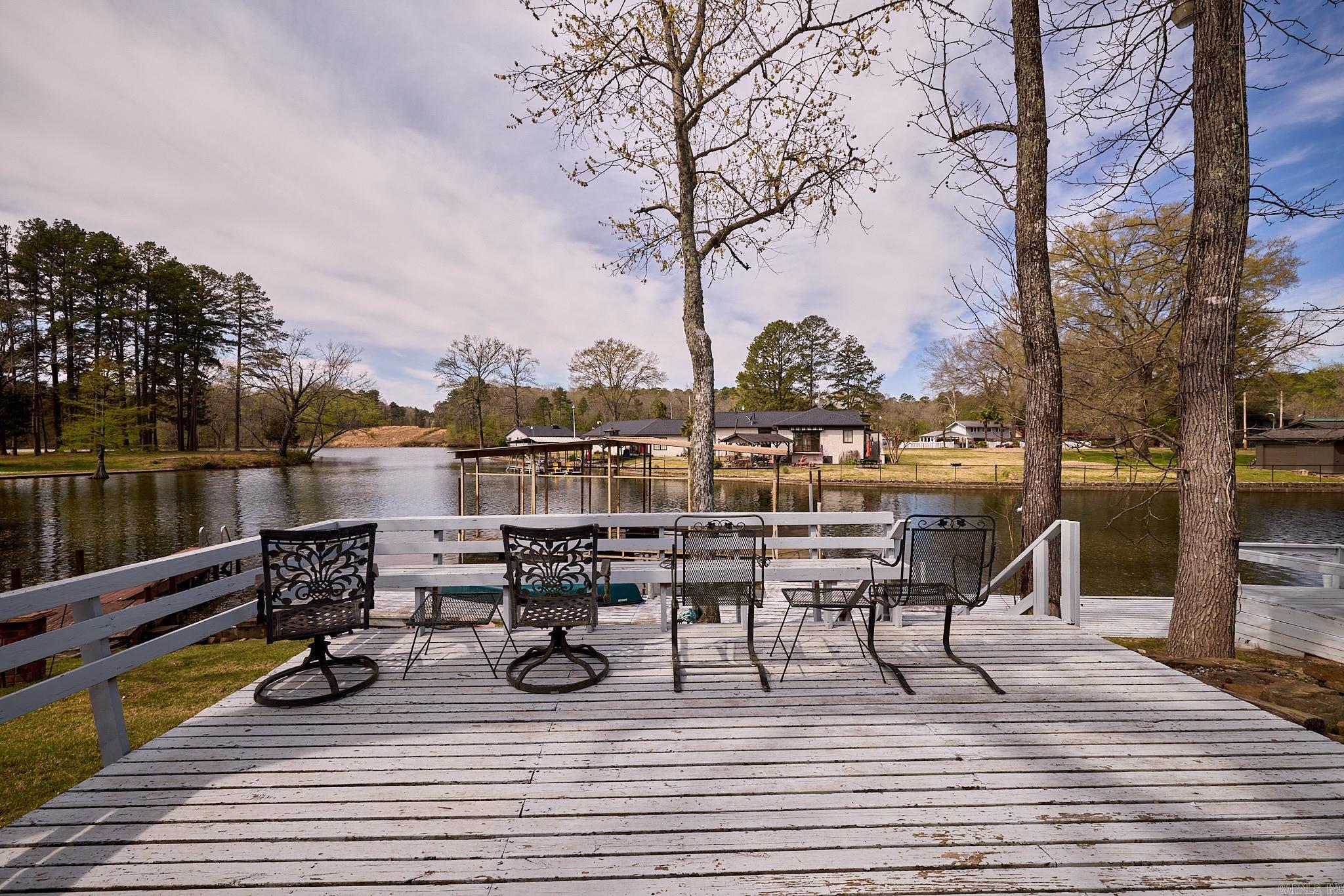 Lake Hamilton Outside - Residential